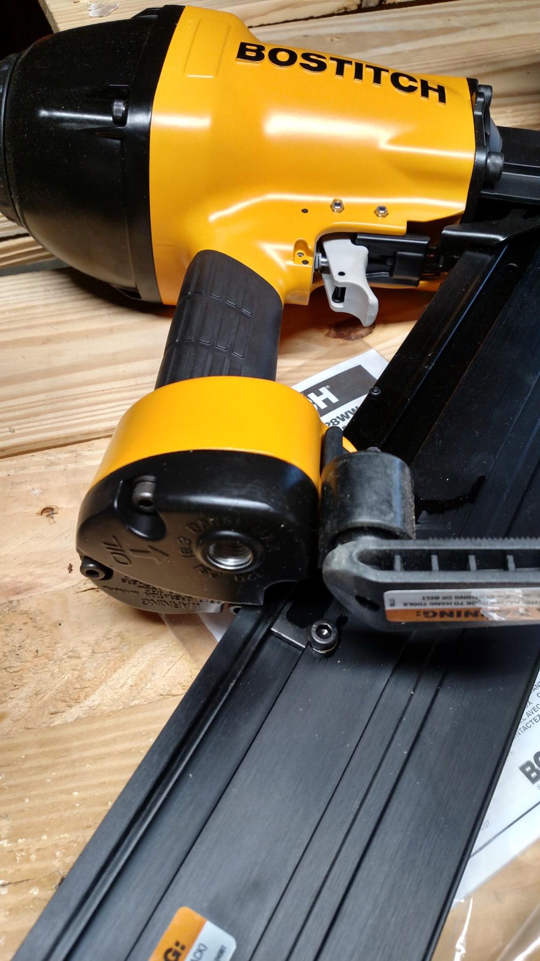 BOSTITCH Framing Nailer, Clipped Head, 2-Inch to 3-1/2-Inch, Pneumatic (F28WW) customer photo 1