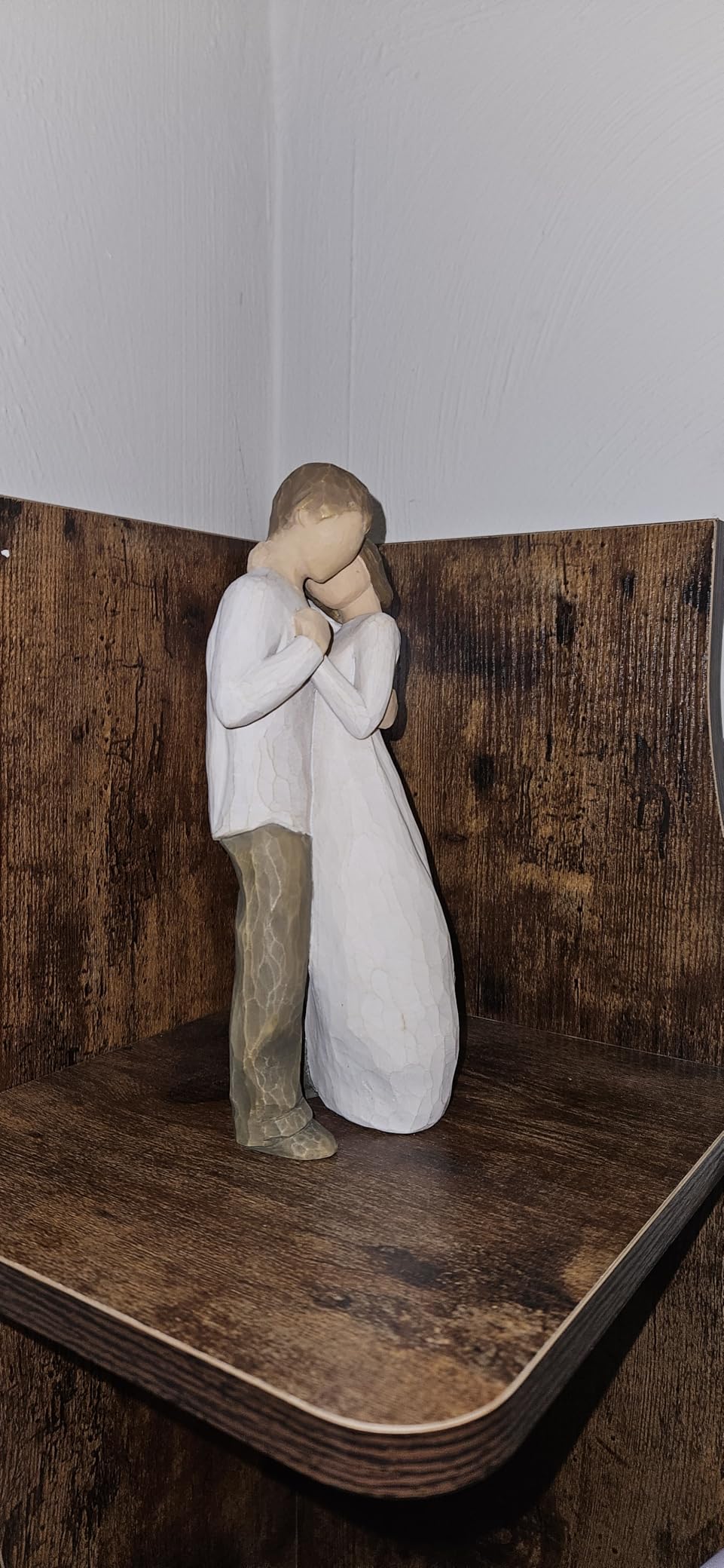 Willow Tree Promise, Sculpted Hand-Painted Figure | Cast from a Susan Lordi Original Carving, Expression of Love and Caring, Display on Shelf, Table or Mantel, Fitted Gift Box customer photo 1