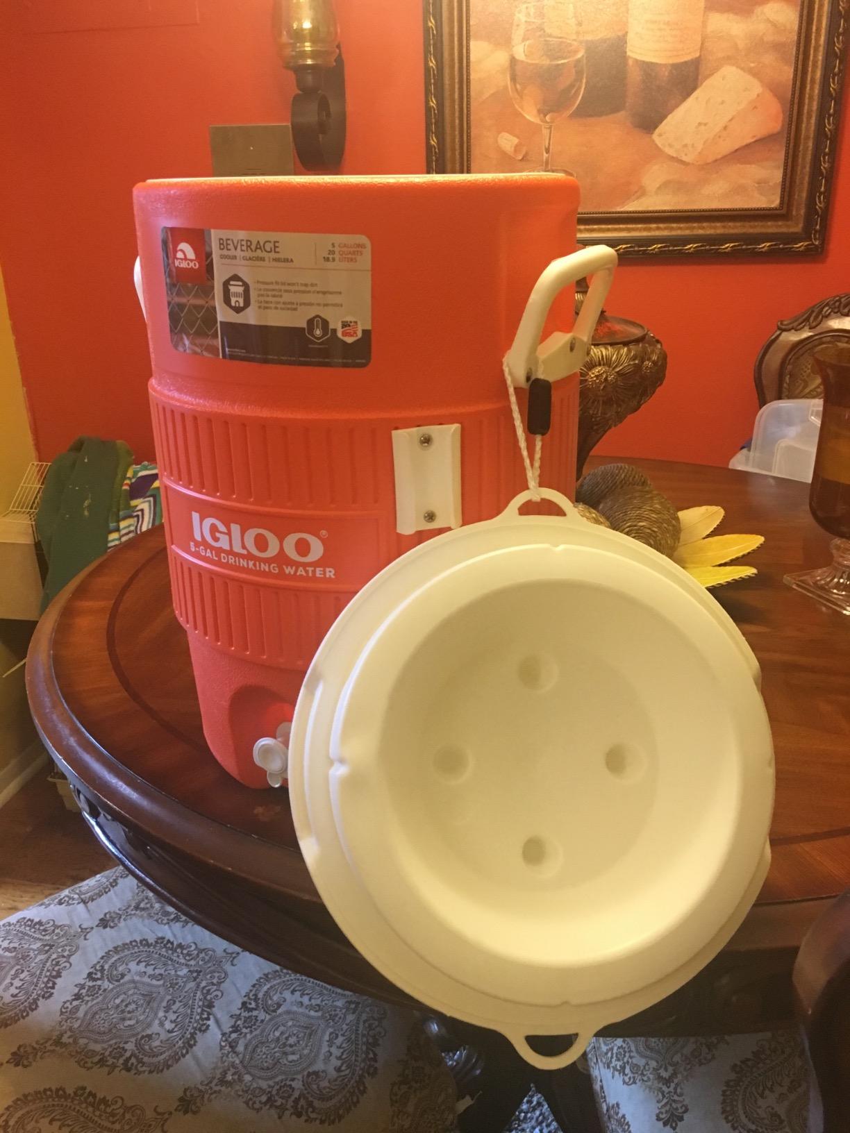 Igloo 5 Gallon Portable Sports Cooler Water Beverage Dispenser with Flat Seat Lid, Insulated Beverage Dispenser, Orange/White customer photo 2