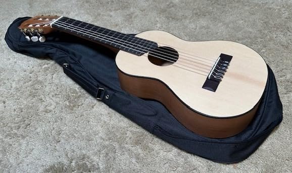 Yamaha GL1 Guitalele, Natural, Baritone customer photo 1