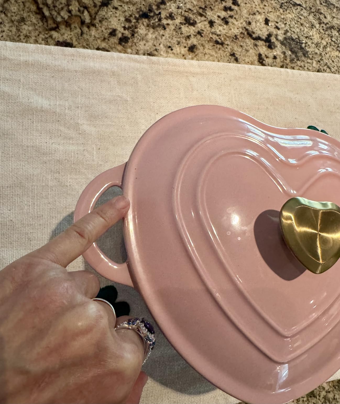 Paris Hilton Enameled Cast Iron Dutch Oven Pot with Lid, Heart-Shaped Dutch Oven, Durable Cast Iron Pot with Dual Handles, Oven Safe to 500°F, Works on All Stovetops, 2-Quart, Pink customer photo 1