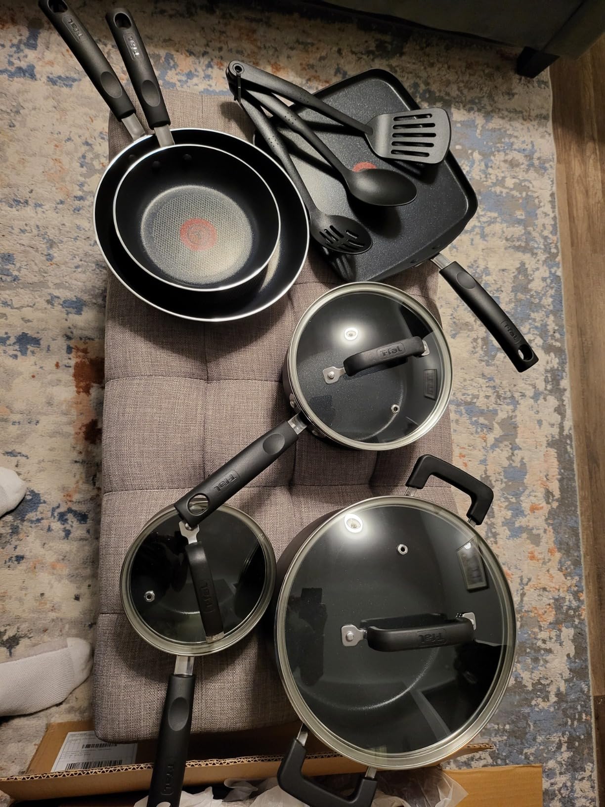 T-Fal Signature Nonstick Pots and Pans Set 12 Piece, Oven Broiler Safe 350F, Kitchen Cookware Set w/Fry Pans, Saucepans, Saute Pan, Dutch Oven, Griddle, Kitchen, Home, Dishwasher Safe, Black customer photo 2