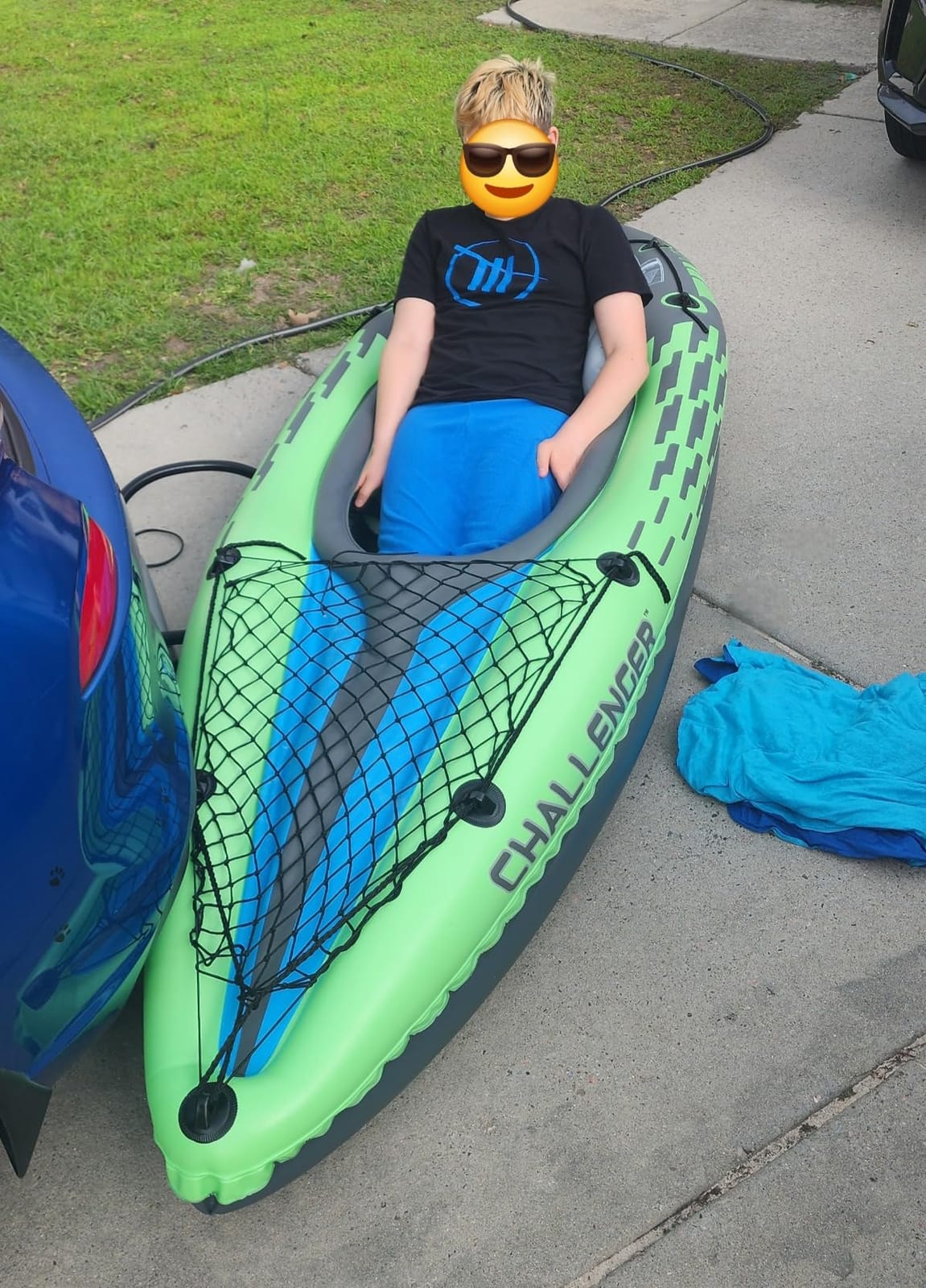 INTEX Challenger Inflatable Kayak Series: Includes Deluxe 86in Kayak Paddles and High-Output Pump - SuperStrong PVC - Adjustable Seat with Backrest - Removable Skeg - Cargo Storage Net customer photo 1