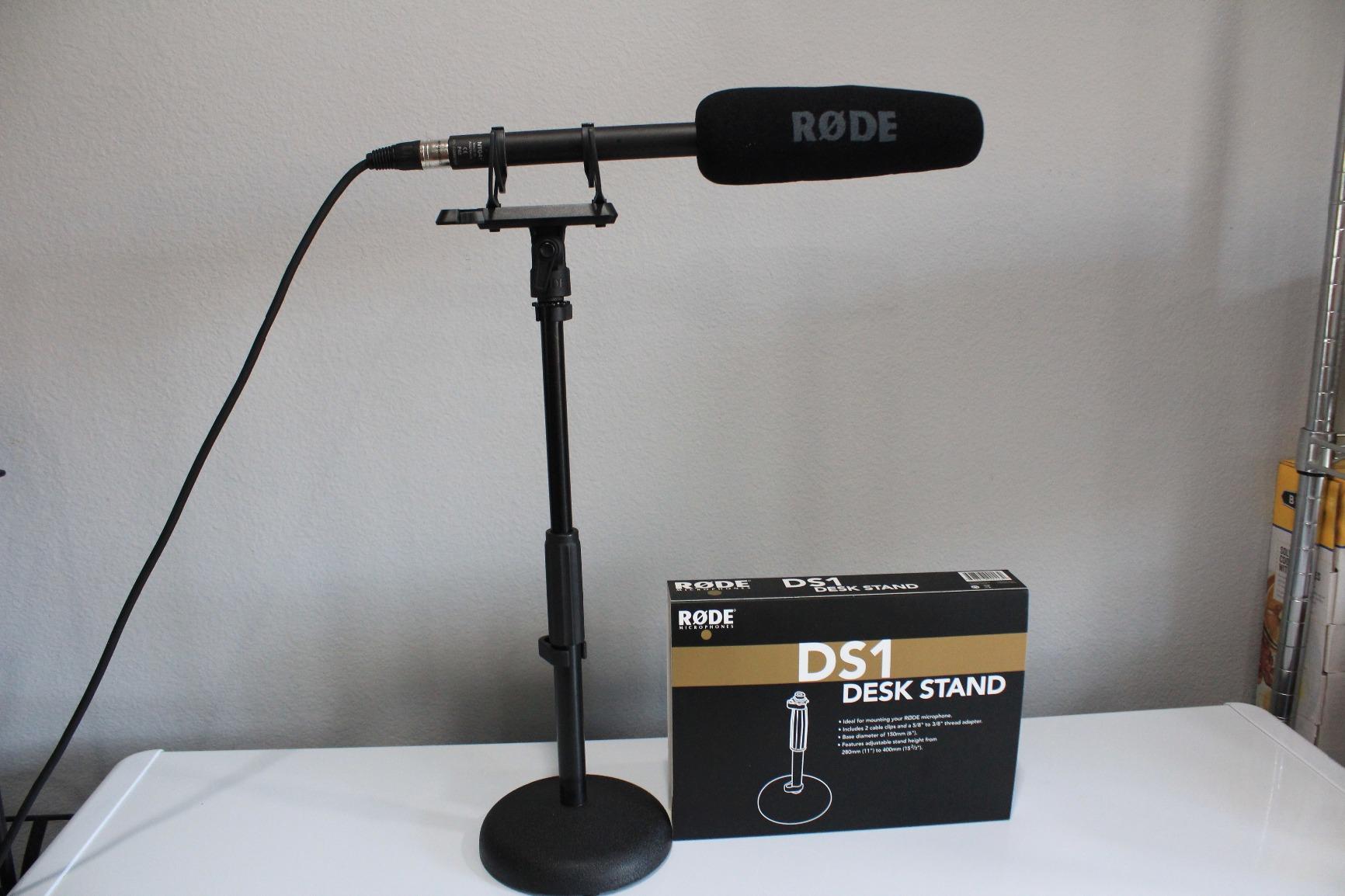 RODE DS1 Desktop Microphone Stand | Straight mic stand with adjustable height and weighted base for recording, interviews and dictation customer photo 1