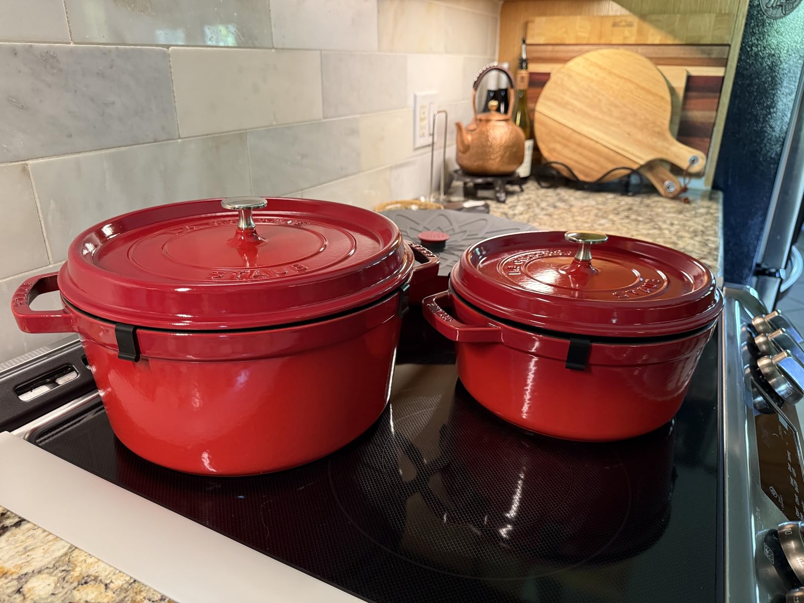 Staub 7-Qt Dutch Oven, Red | Enameled Coated Cast Iron Dutch Oven for Batch Cooking, Meal Prep & Large Meals. Braise, Roast & Bake in One Pot customer photo 2