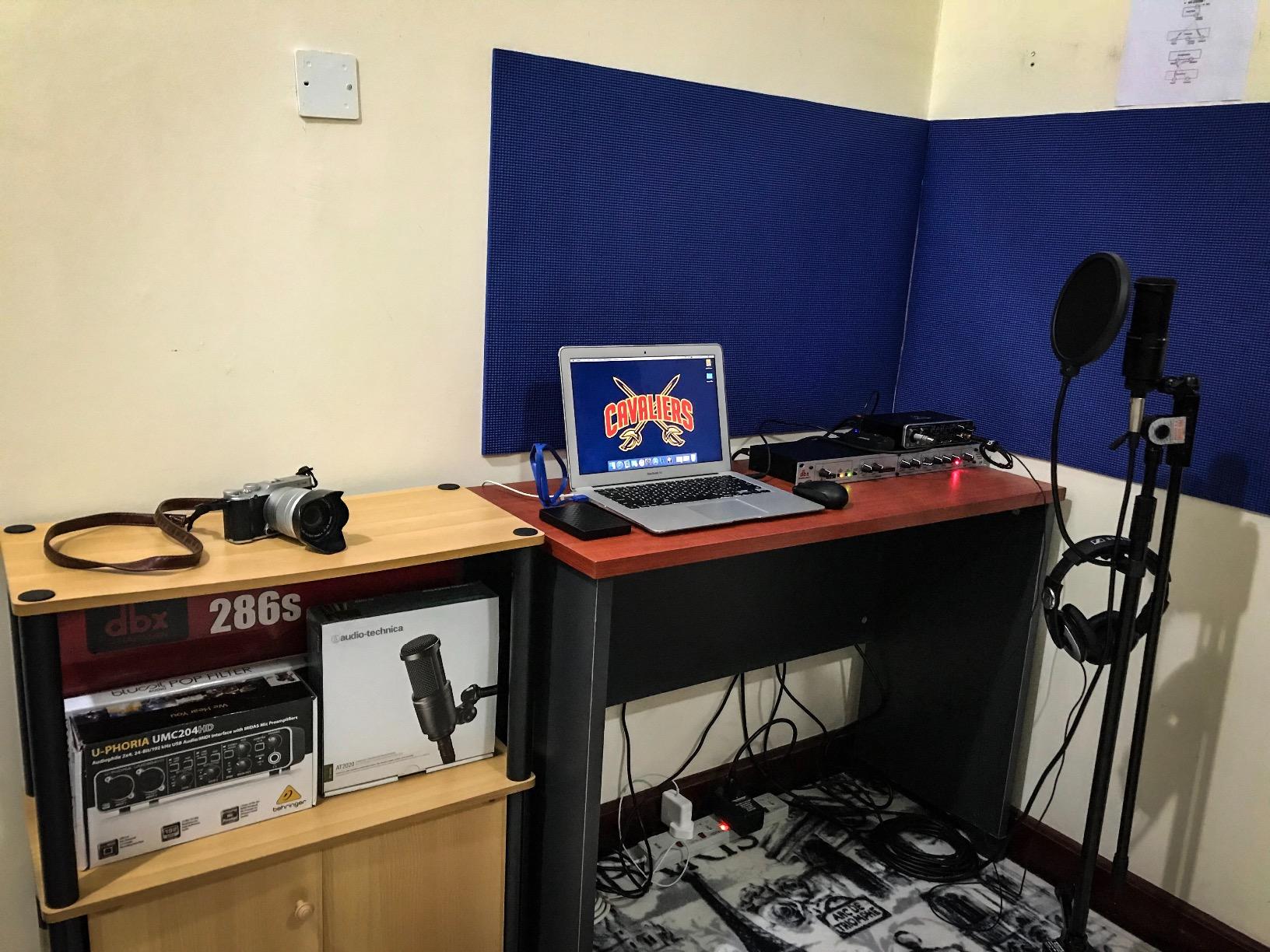 dbx DBX286SV Microphone Preamp & Channel Strip Processor with Compression, De-Esser, Enhancer, Expander/Gate customer photo 1