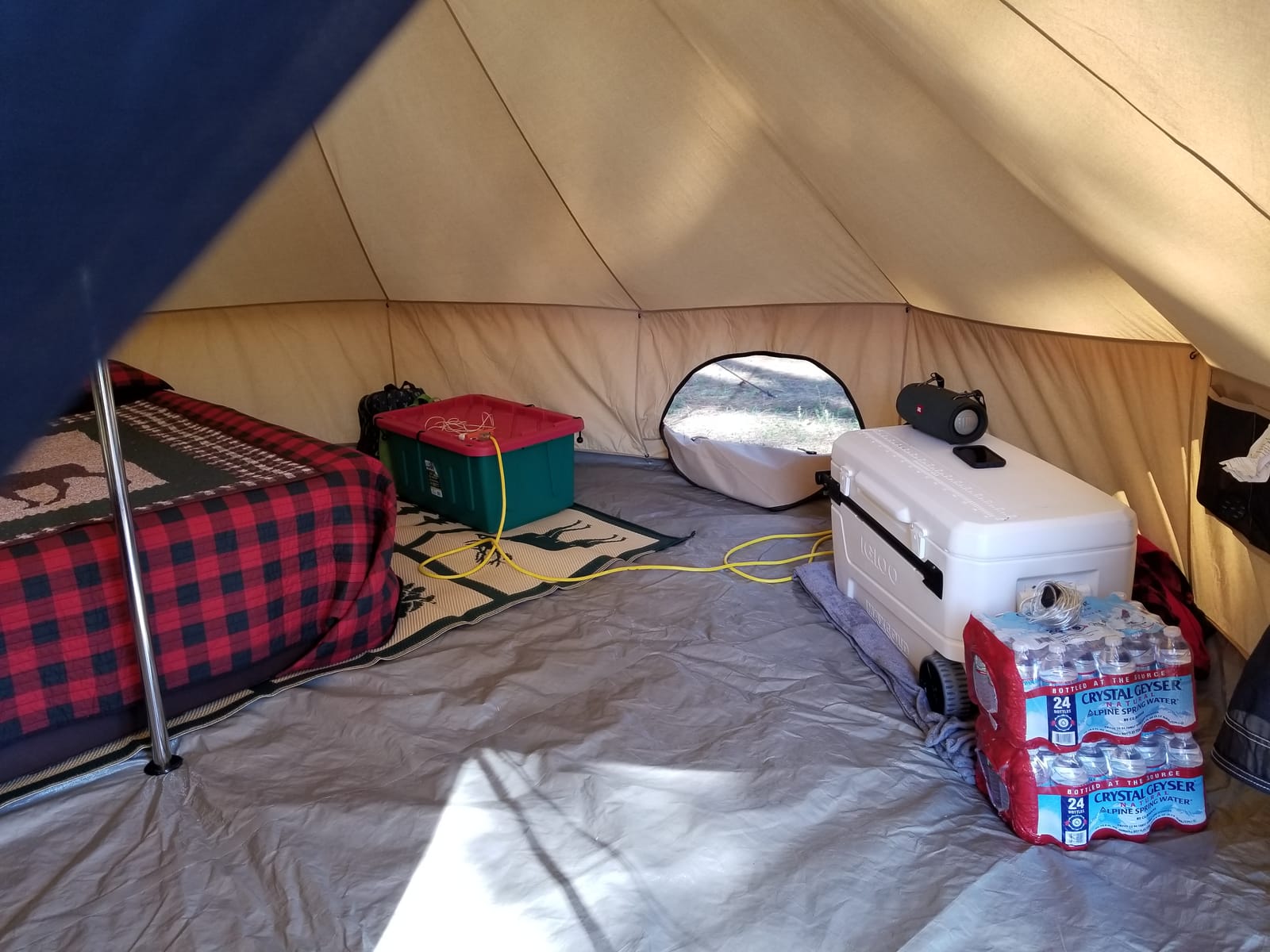 Igloo Maxcold Glide 110Qt Wheeled Cooler | Insulated Hard Shell Ice Chest customer photo 2