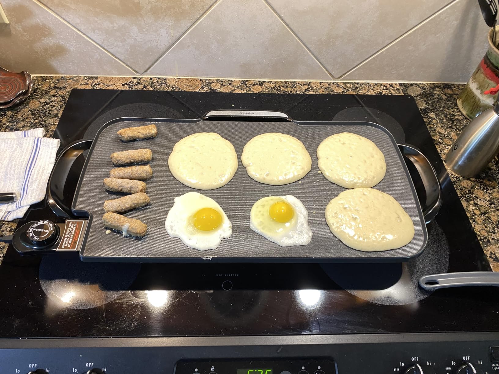 Presto 07061 22-Inch Electric Ceramic Griddle customer photo 2