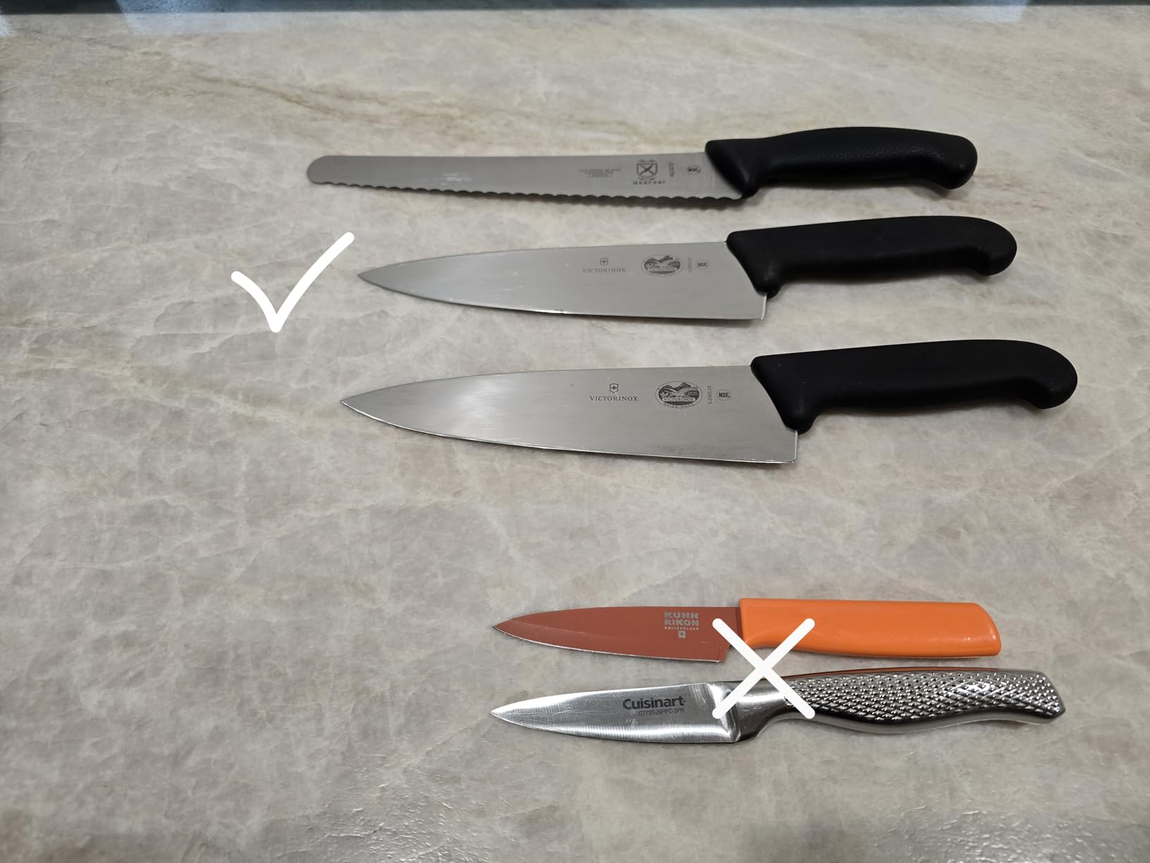 Victorinox Fibrox Pro 8 Inch Chef's Knife, Dishwasher Safe, Black customer photo 2