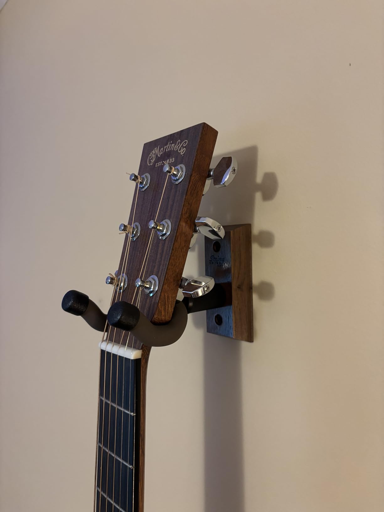 String Swing CC01K-BW Guitar Hanger and Guitar Wall Mount Bracket Holder for Acoustic and Electric Guitars Black Walnut customer photo 1