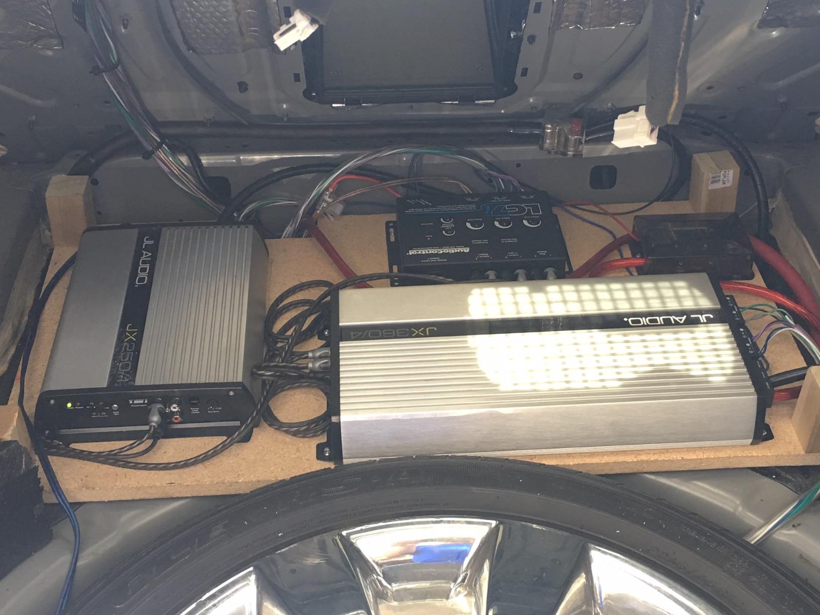 AudioControl LC7i Black 6-Channel Line Output Converter with Bass Restoration customer photo 1