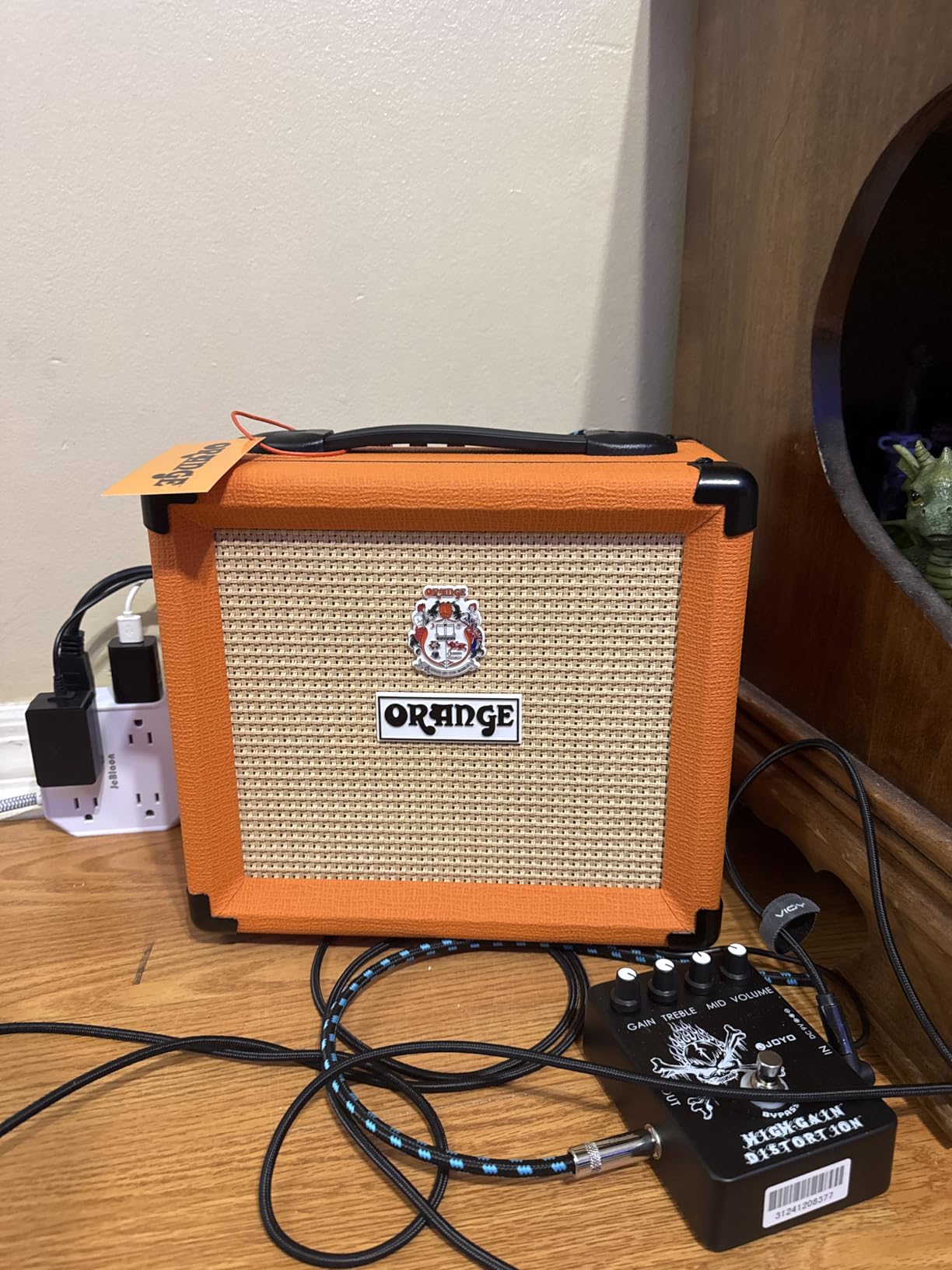 Orange Crush 12 12W 6-inch Guitar Amplifier and Speaker Combo customer photo 1