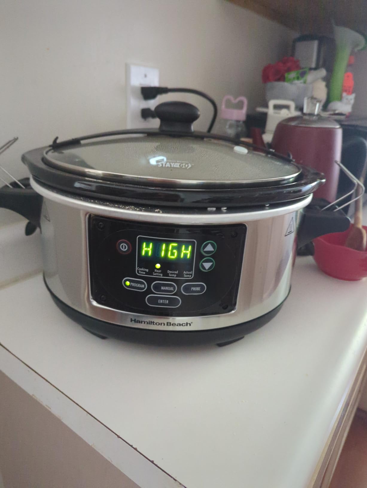 Hamilton Beach Portable 6 Quart Set & Forget Programmable Slow Cooker with Temperature Probe, Lid Lock for Easy Travel, Dishwasher Safe Crock and Glass Lid, Stainless Steel (33969AG) customer photo 2