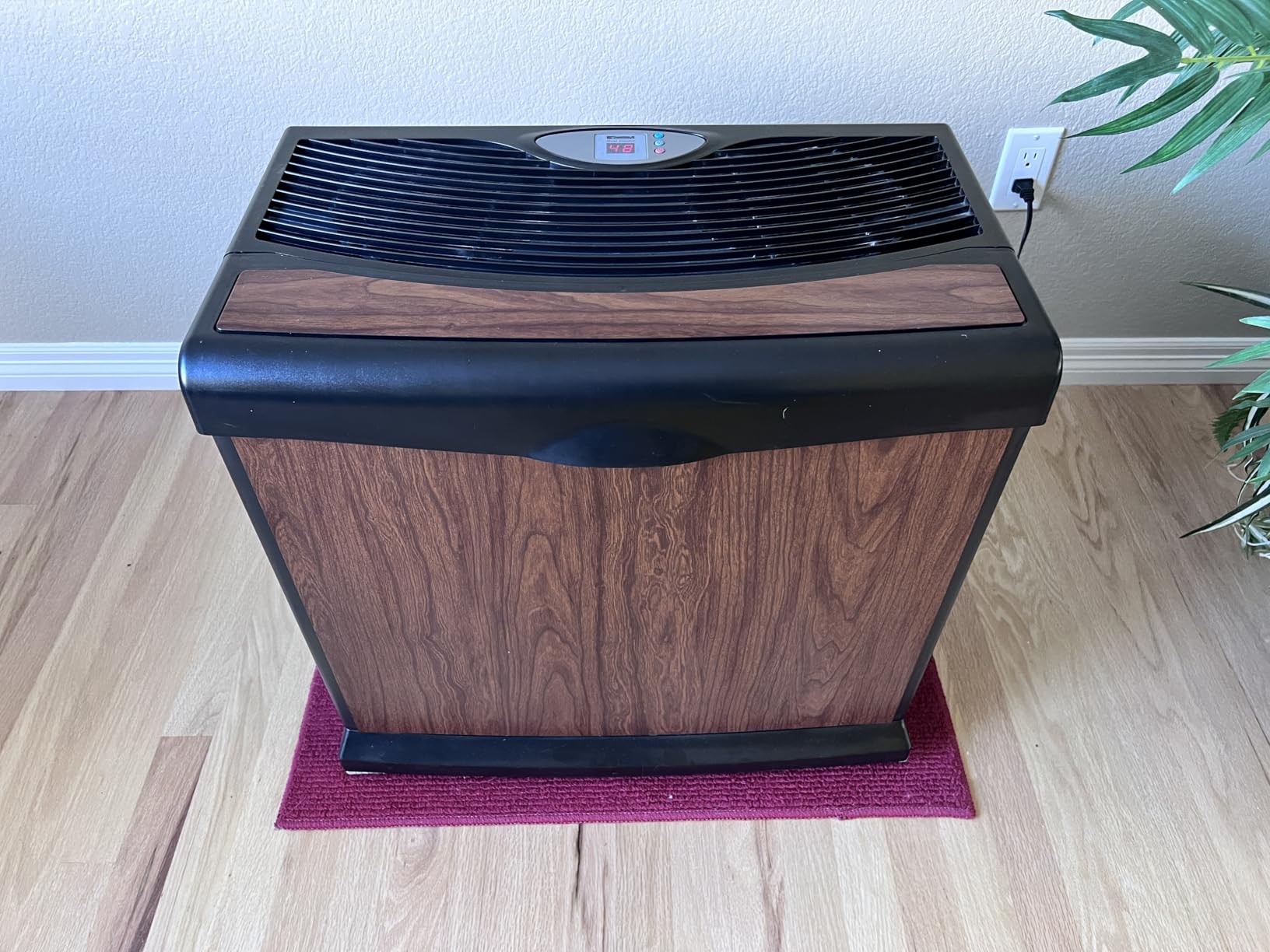 AIRCARE Valiant Digital Whole-House Console-Style Evaporative Humidifier (Honey Oak) customer photo 2