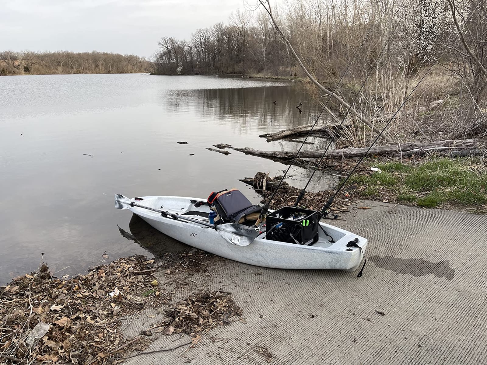 Yakima JayLow Folding J-Cradle Rooftop Kayak Rack with Tie-Downs | Round, Square, Factory or Aerodynamic Fit; Holds 1 Boat up to 100 lb or 2 Boats up to 130 lb Total customer photo 2