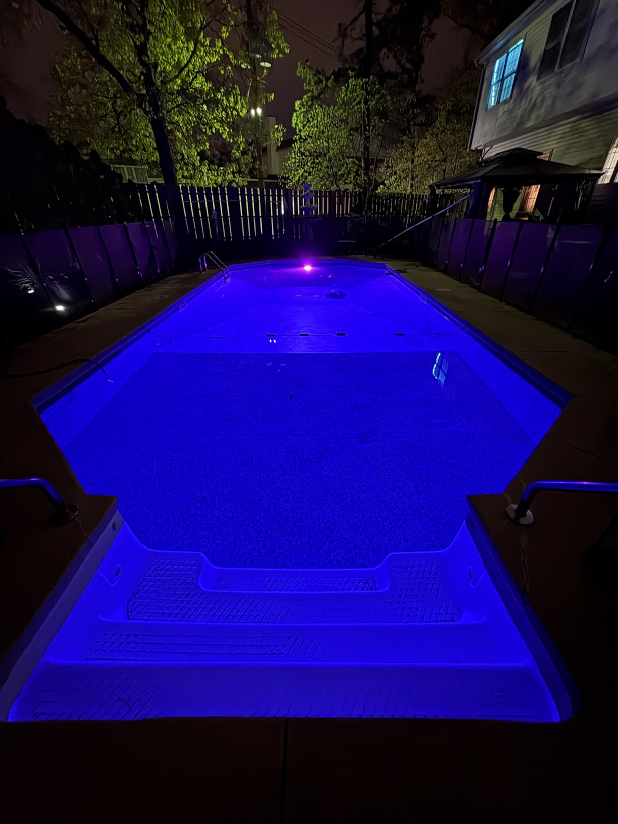 Polaris 9450 Sport Robotic Pool Cleaner, Automatic Vacuum | Wall-Climbing Vacuum with Strong Suction for Inground Pools up to 50ft, 60ft Swivel Cable, Easy-Access Debris Canister customer photo 2