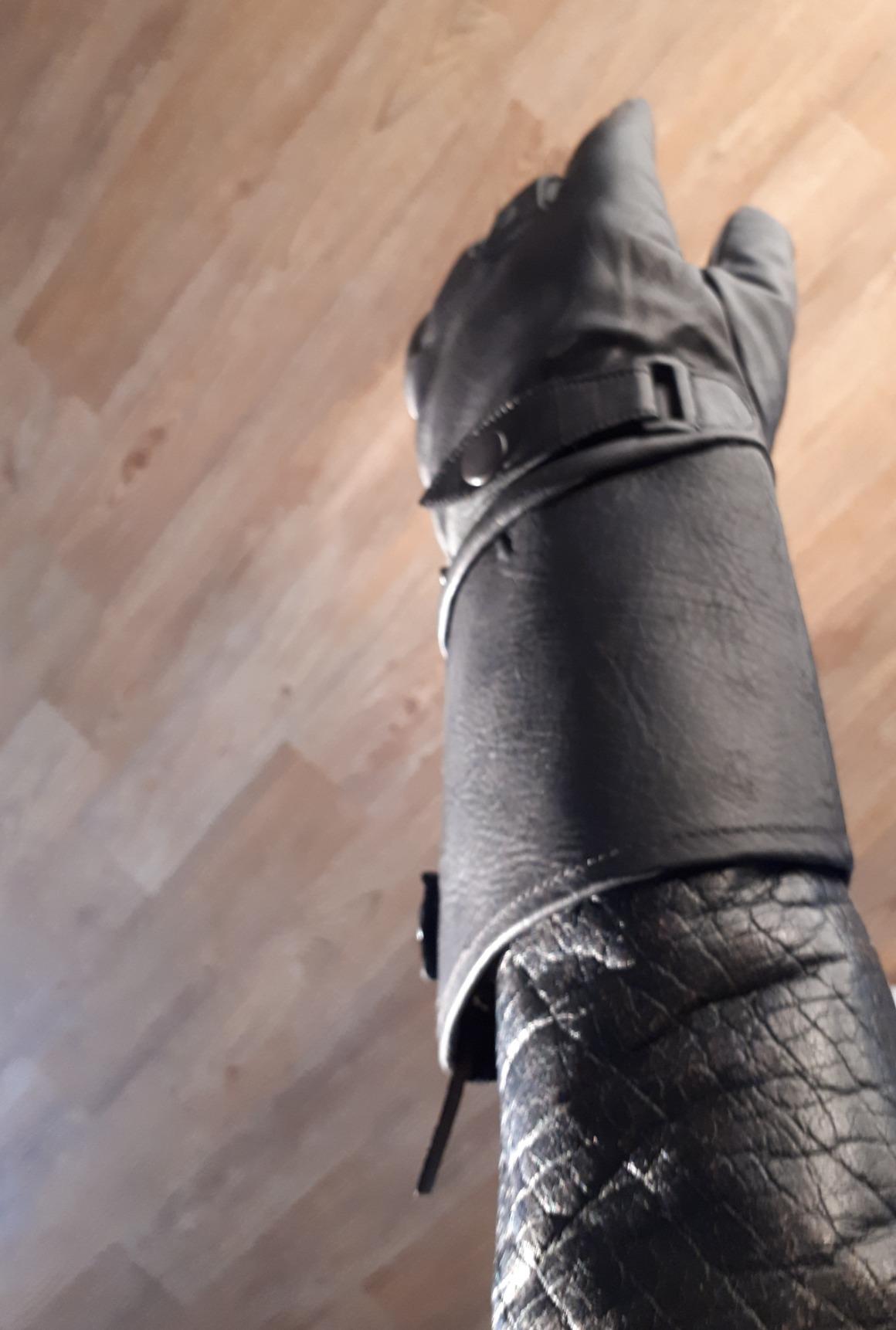 Milwaukee Leather Men's Gauntlet Motorcycle Hand Gloves-Black Leather Long Cuff Snap Closure Thermal Lined-SH264 customer photo 2