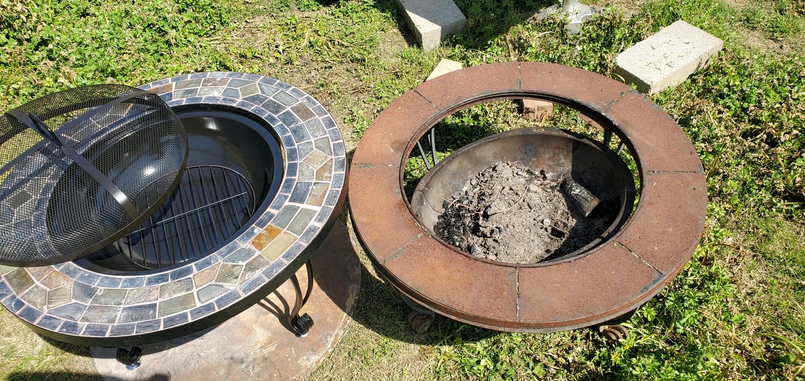 Amazon Basics 27 inch Steel Round Lattice Fire Pit, Easy to Assemble customer photo 1
