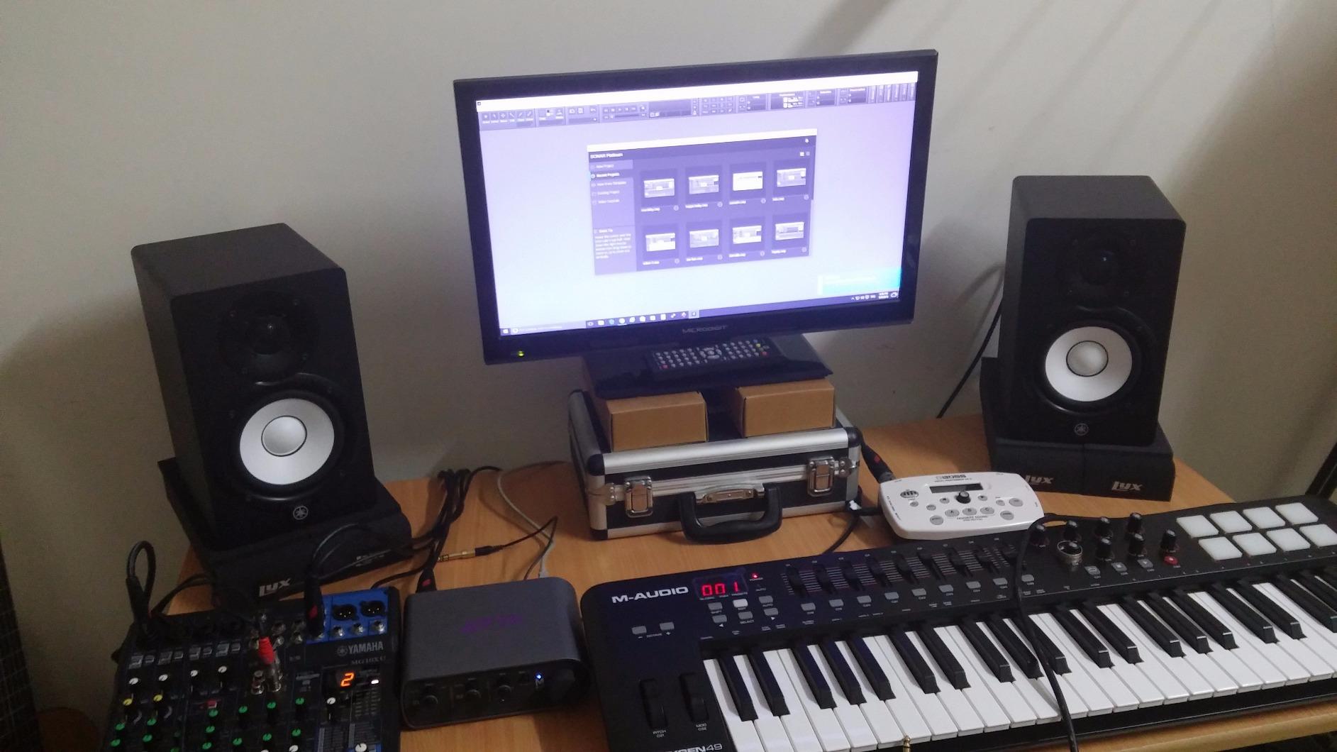 LyxPro MNS-4 Studio Monitor Acoustic Isolation Pads - Pair customer photo 1