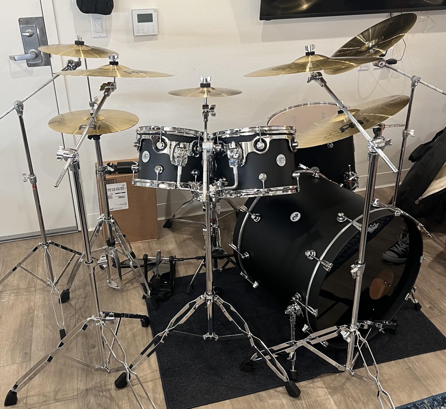 Meinl Cymbals HCS Box Set Cymbals for Drums - MADE IN GERMANY | Hihats, Ride, Crashes, Trash Crash, China, Splash, Bell - Durable Brass Alloy, Bright & Musical Sound, Beginner Friendly customer photo 2