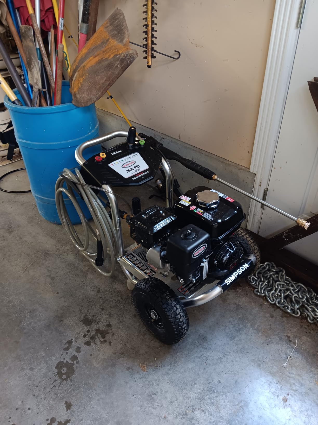 Simpson Aluminum Series 3600 PSI Gas Pressure Washer, 2.5 GPM, Honda GX200 | Gas Power Washer For Professionals. AAA Triplex Pump, 35' Hose, 5 Nozzles, Steel Frame. 49-State Compliant. ALH3425 customer photo 2