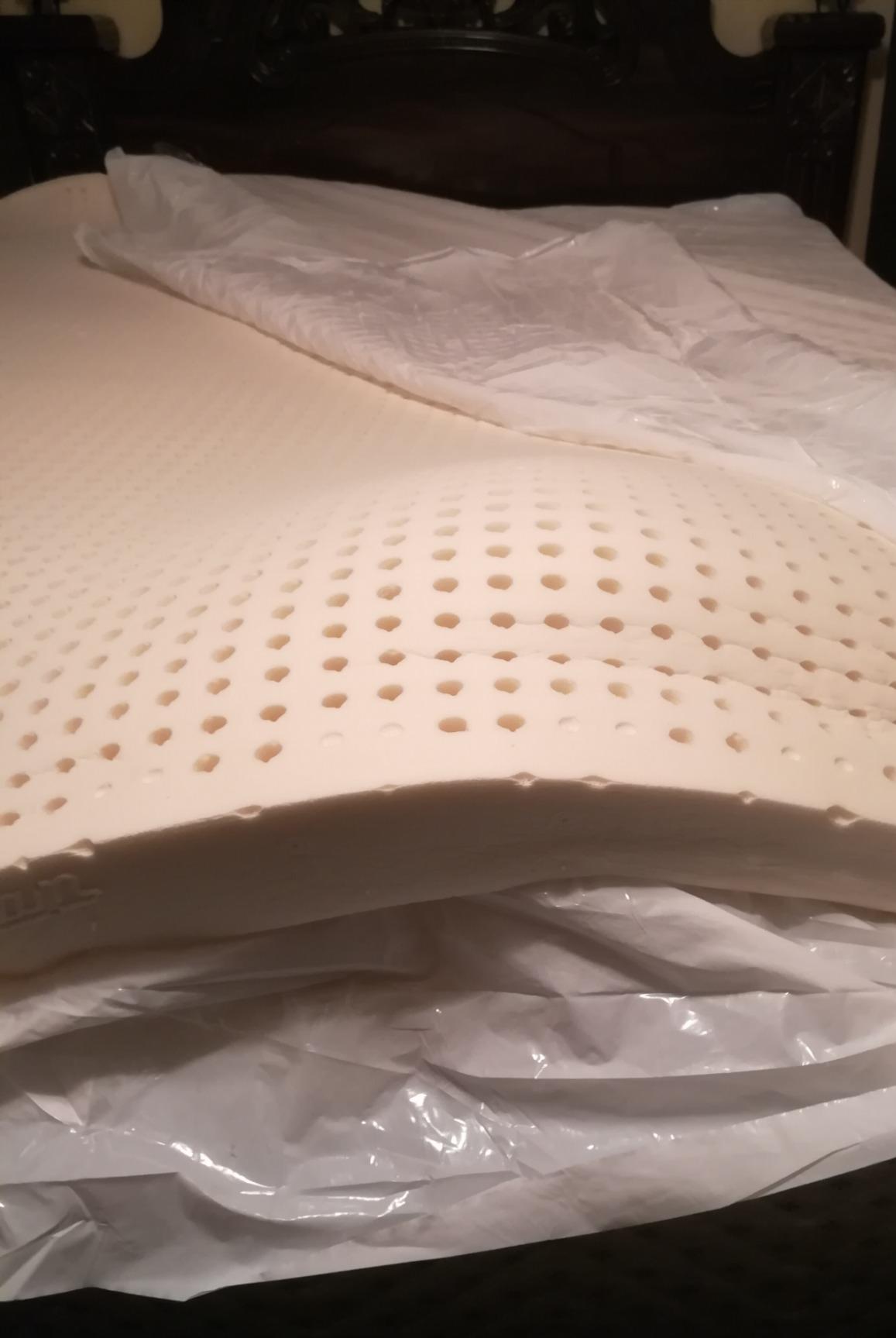 Pure Green Natural Latex Mattress Topper - Soft - 3 Inch - Queen Size (GOLS Certified Organic) customer photo 1