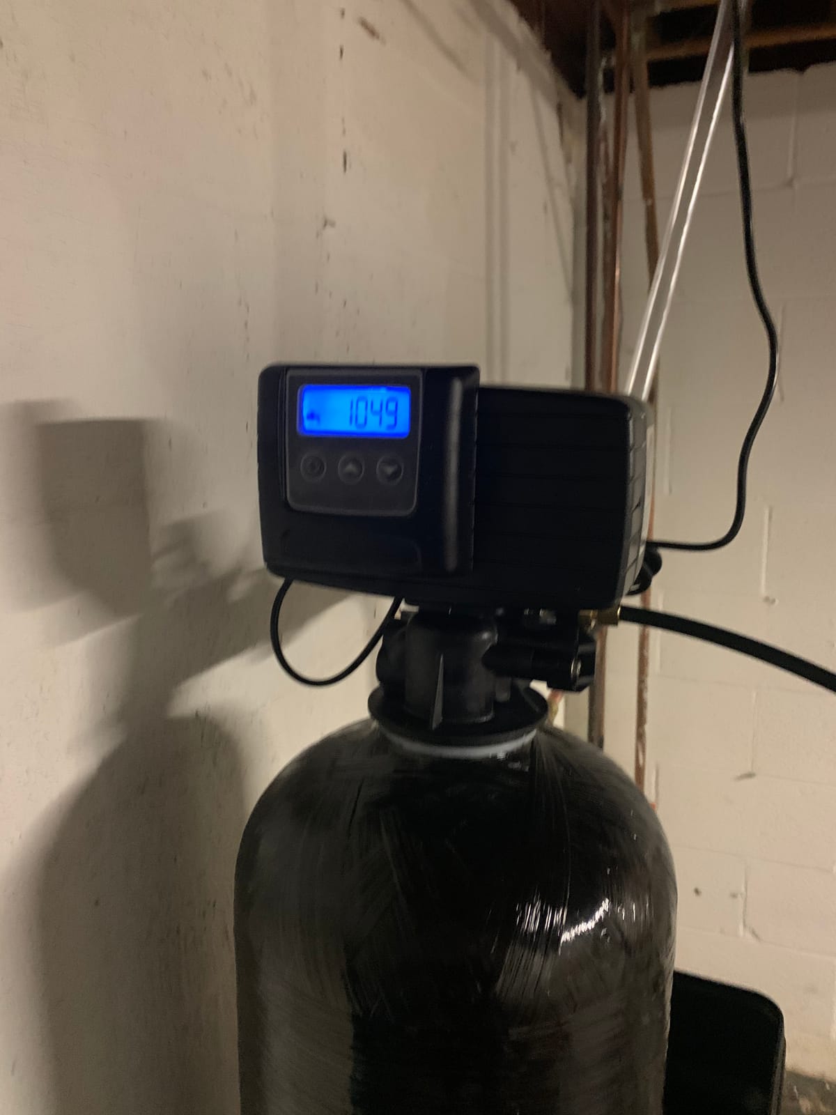 Fleck 5600 SXT Whole House Water Softener, 48,000 Grains, Black | Ships Loaded With Resin In Tank customer photo 1