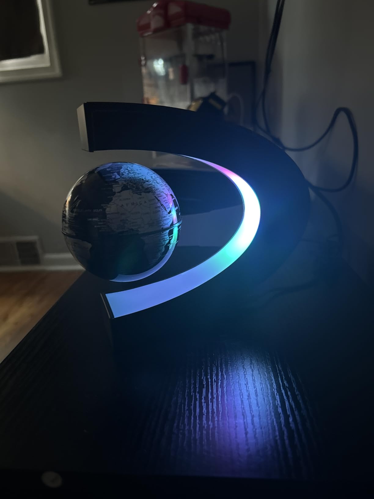 Magnetic Levitating Globe with LED Light | Cool Tech Gift for Men Father | Boys Birthday Gifts for Him | Floating Globes World Office Desk Accessories Tech Gadgets Home Decor Display - Black customer photo 2