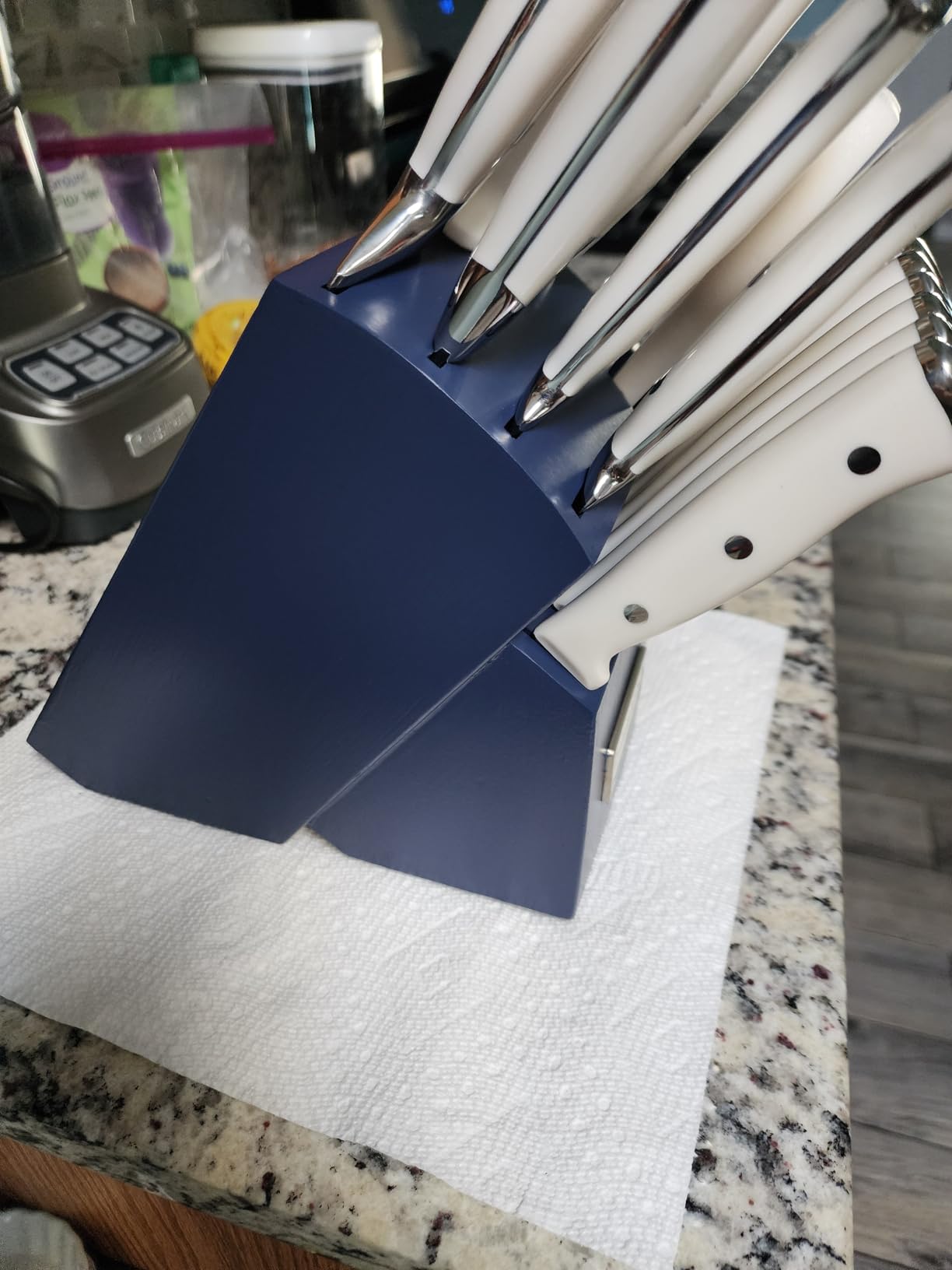 Cuisinart 15-Piece Knife Set with Block, High Carbon Stainless Steel, Forged Triple Rivet, White, C77WTR-15P customer photo 1