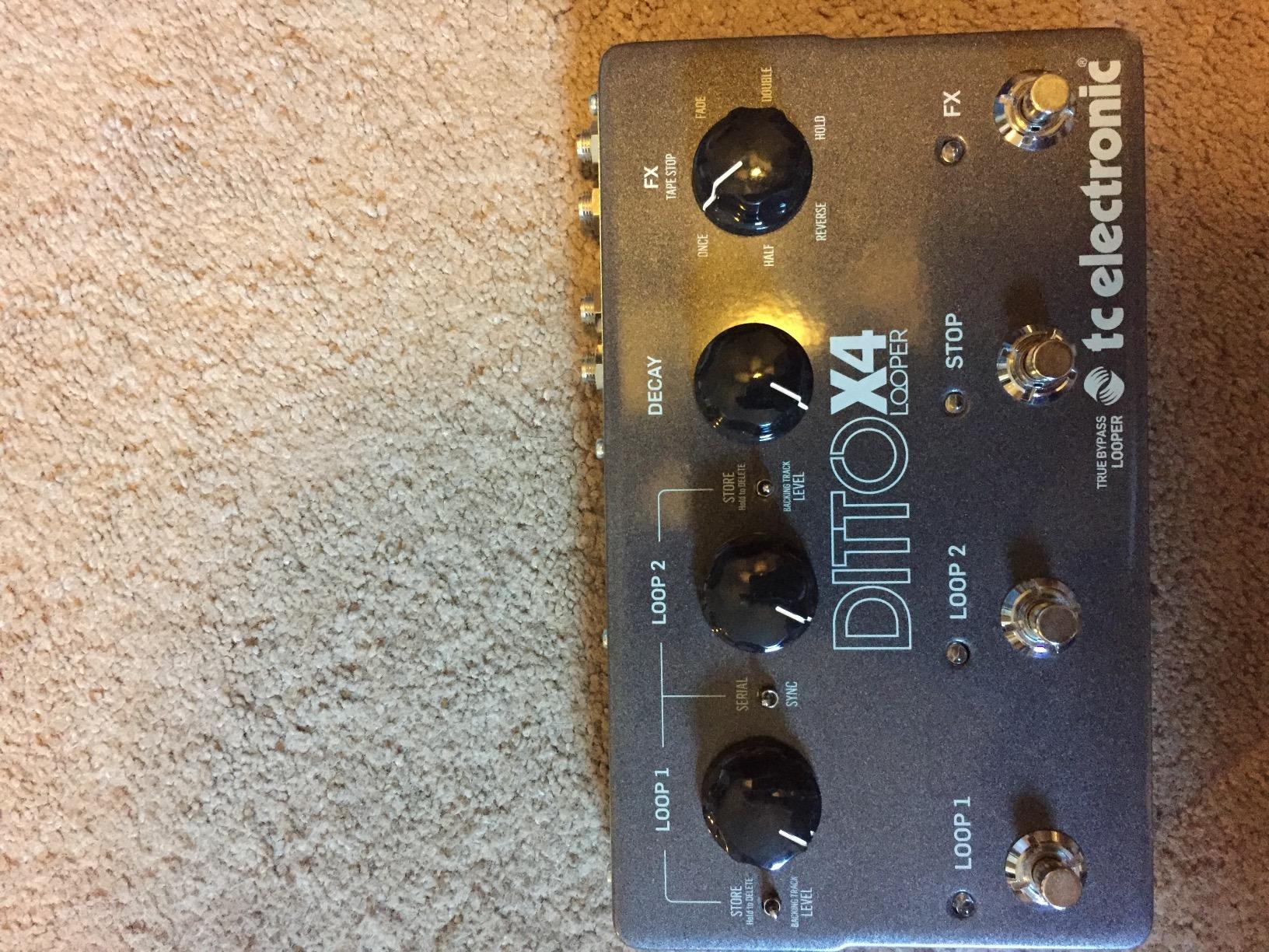 TC Electronic DITTO X4 LOOPER Simple and Intuitive Dual-Track Guitar Looper Pedal with Powerful Loop Effects customer photo 2