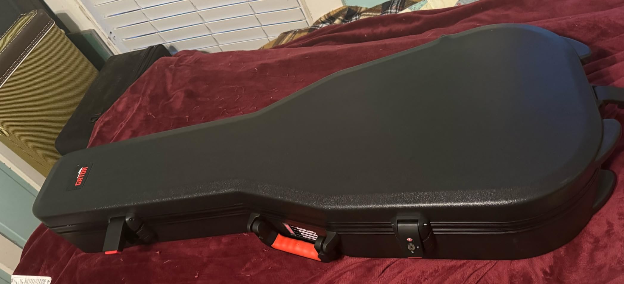 Gator Cases TSA Flight Case For Classical Guitars (GTSA-GTRCLASS) | Military-grade molded shell TSA approved locking latch Ideal for air travel and touring gigs customer photo 1