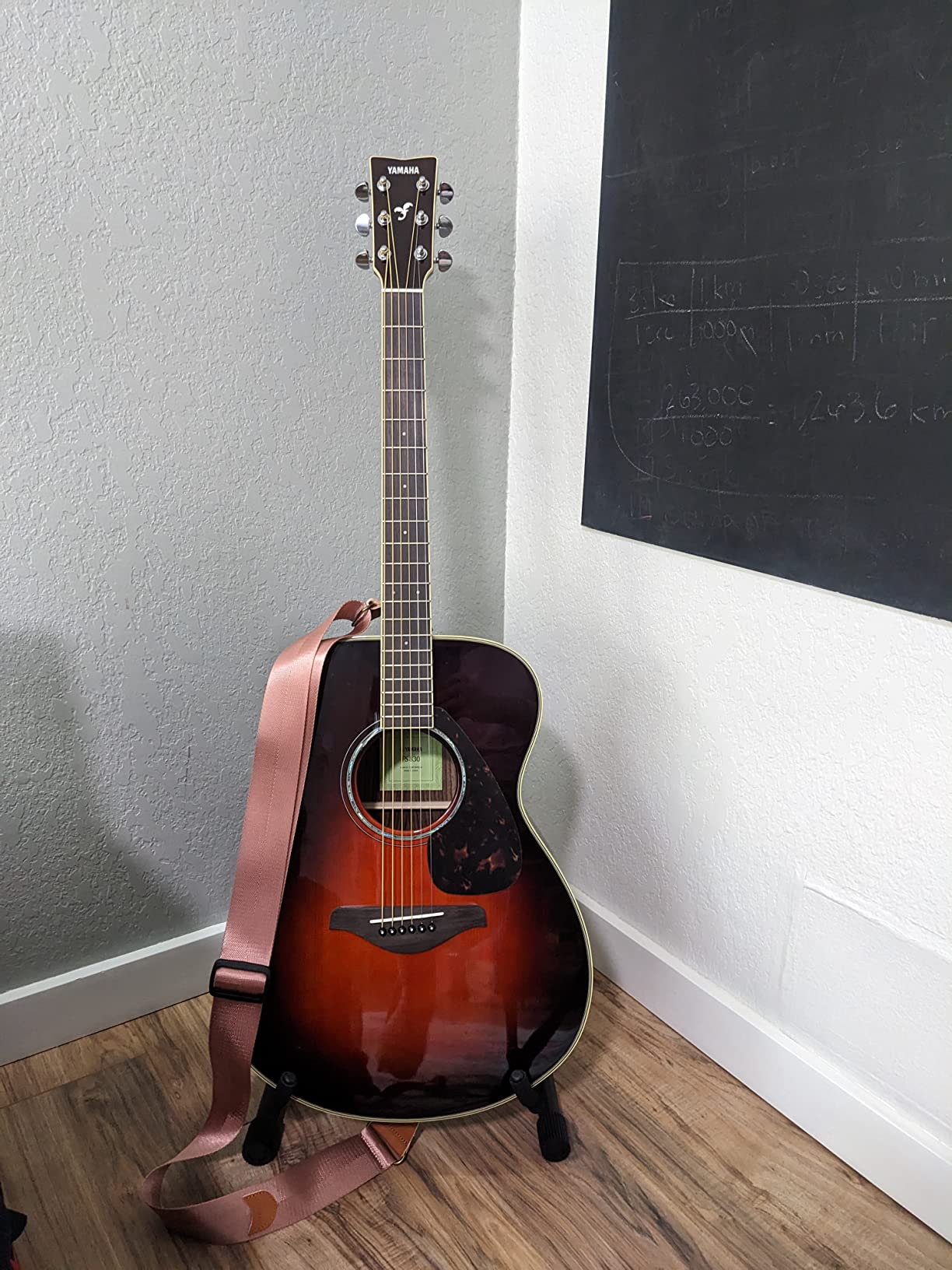 Yamaha FS830 Small Body Solid Top Acoustic Guitar, Tobacco Sunburst customer photo 1