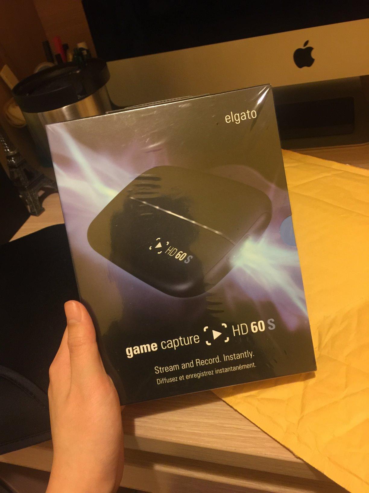 Elgato HD60 S External Capture Card, Stream and Record in 1080p60 with ultra-low latency on PS5, PS4/Pro, Xbox Series X/S, Xbox One X/S, in OBS, Twitch, YouTube, works with PC/Mac customer photo 2