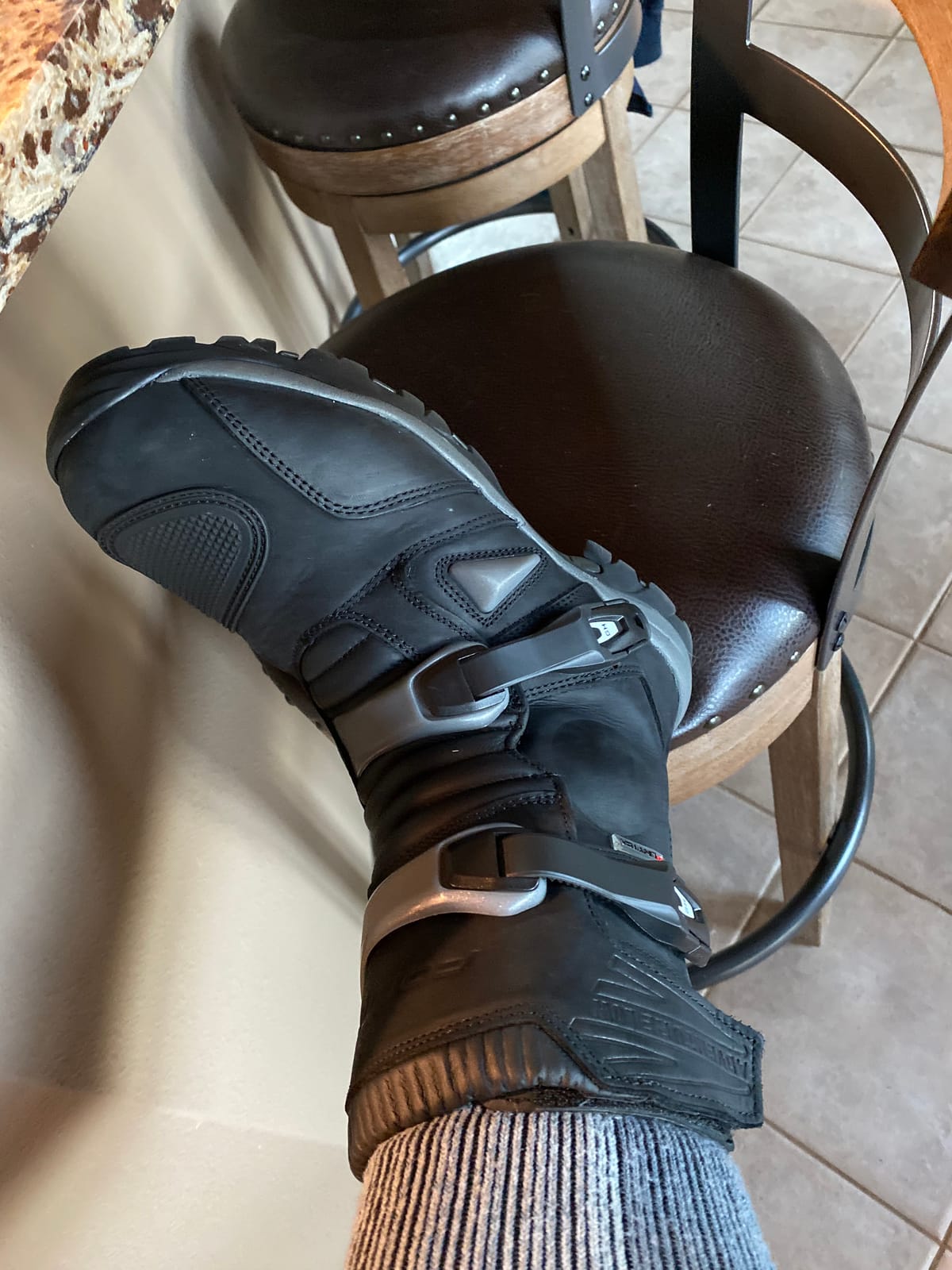 Forma Unisex-Adult Adventure Low Boots customer photo 1