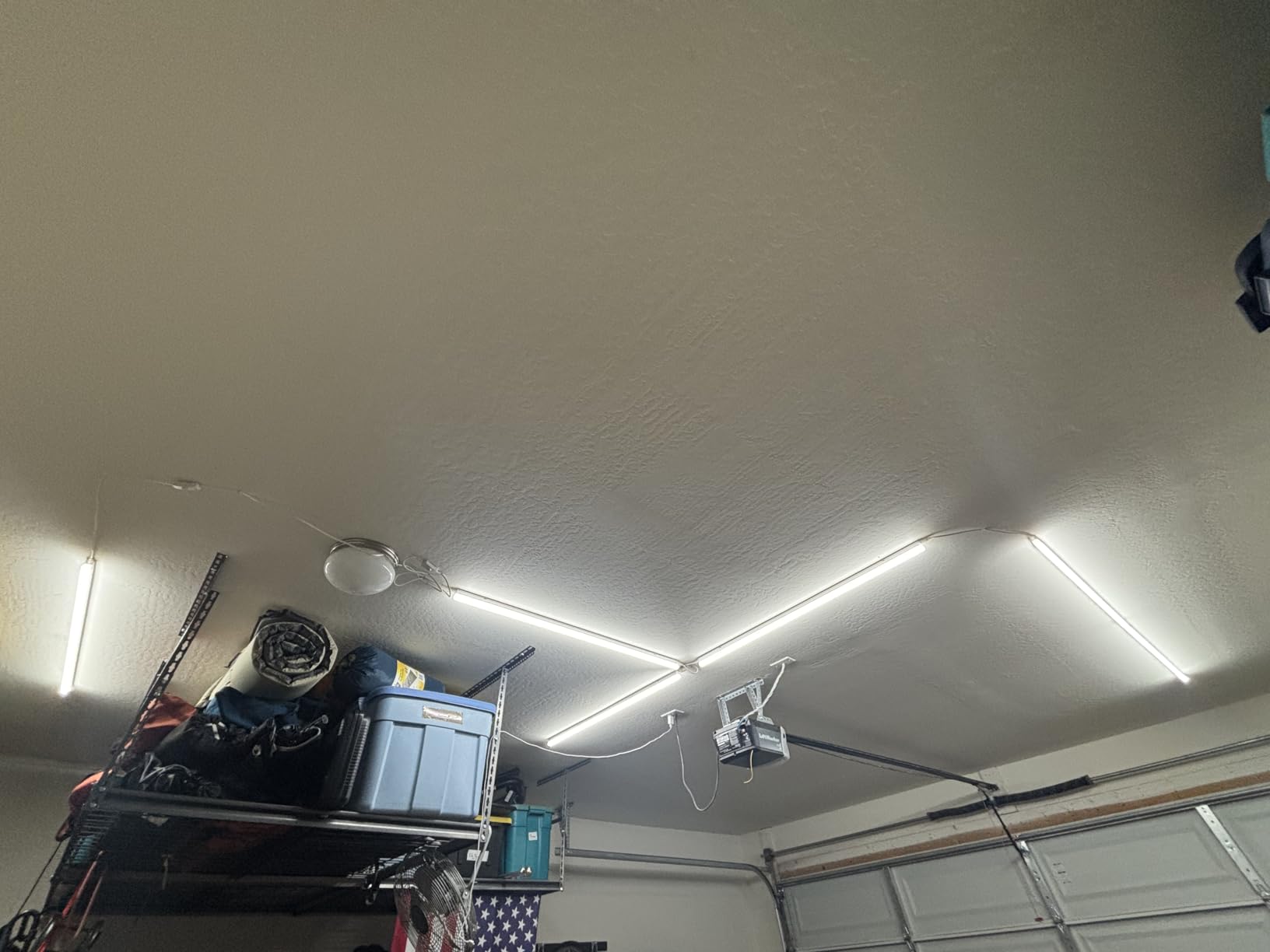 Barrina (6 Pack) LED T5 Integrated Single Fixture, 4FT, 2200lm, 6500K 20W | Super Bright White Utility LED Shop Light, Ceiling Under Cabinet Light, Corded Electric with ON/Off Switch, ETL Listed customer photo 2