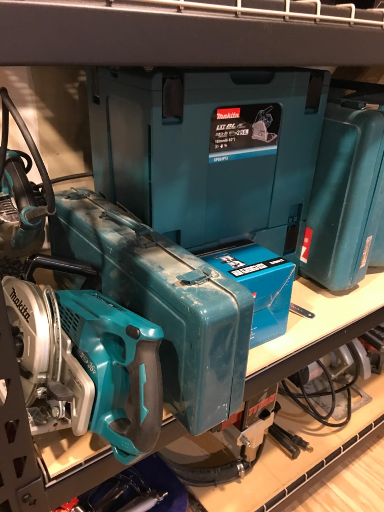 Makita XPS01PTJ 18-Volt X2 LXT Lithium-Ion (36V) Brushless Cordless 6-1/2 inch Plunge Circular Saw Kit (5.0Ah) with 39 inch Guide Rail customer photo 1
