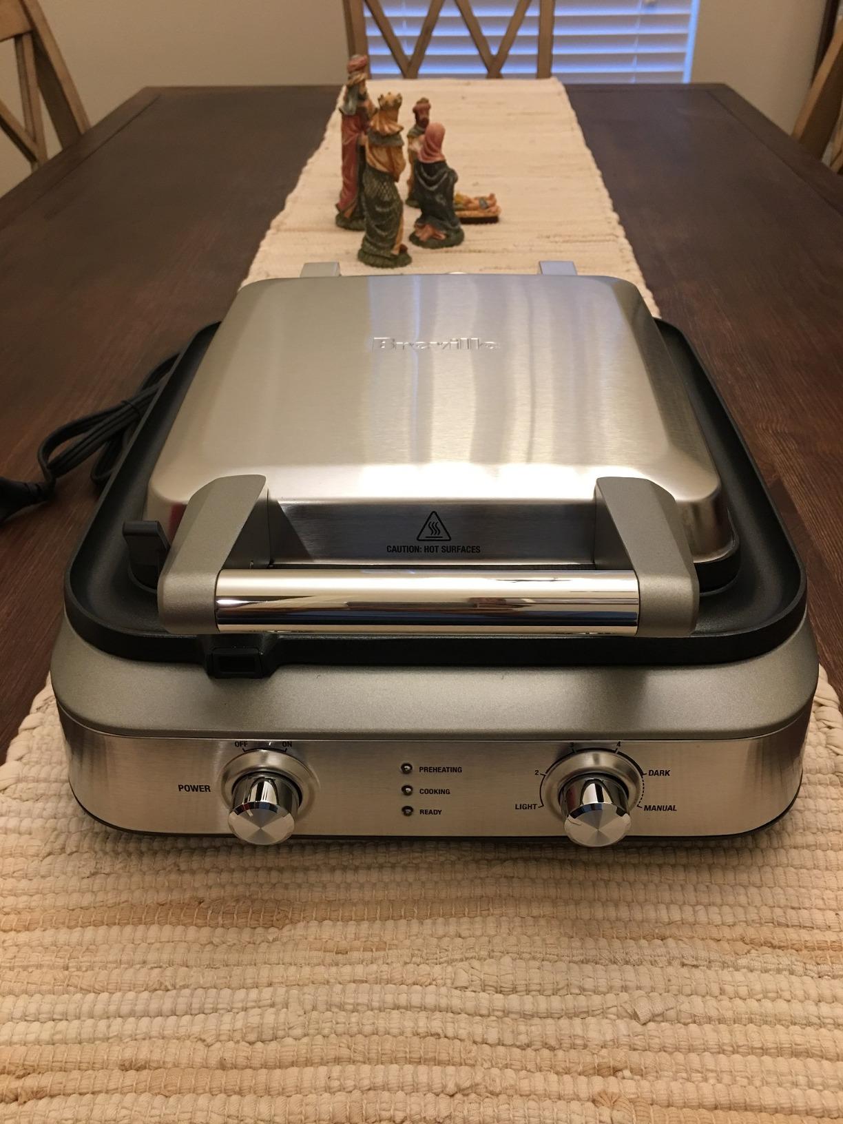 Breville BWM604BSS Smart Waffle Maker, 4 Slice, Brushed Stainless Steel | Cook fun, square waffles for your next family breakfast without the mess | 5 settings for browning control customer photo 2