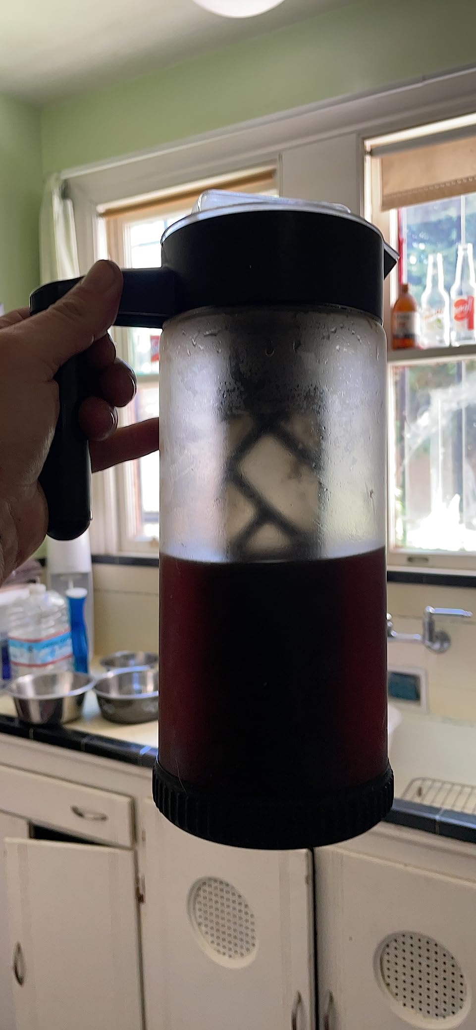 COFFEE BEAR - Cold Brew Coffee Maker and Iced Tea Brewer, Large 1.3L (44oz) Borosilicate Glass Pitcher with Reusable Mesh Filter, Easy to Clean, Dishwasher Safe customer photo 1
