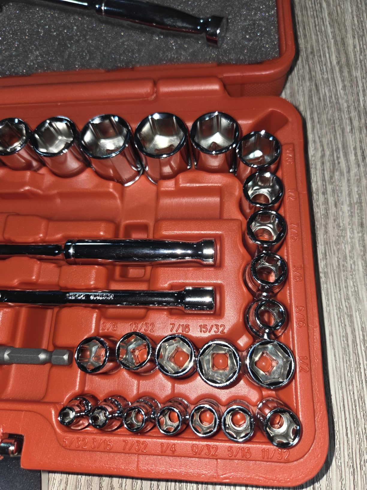 EPAuto 40 Pieces 1/4-Inch & 3/8-Inch Drive Socket Set, 72 Tooth Ratchet customer photo 1