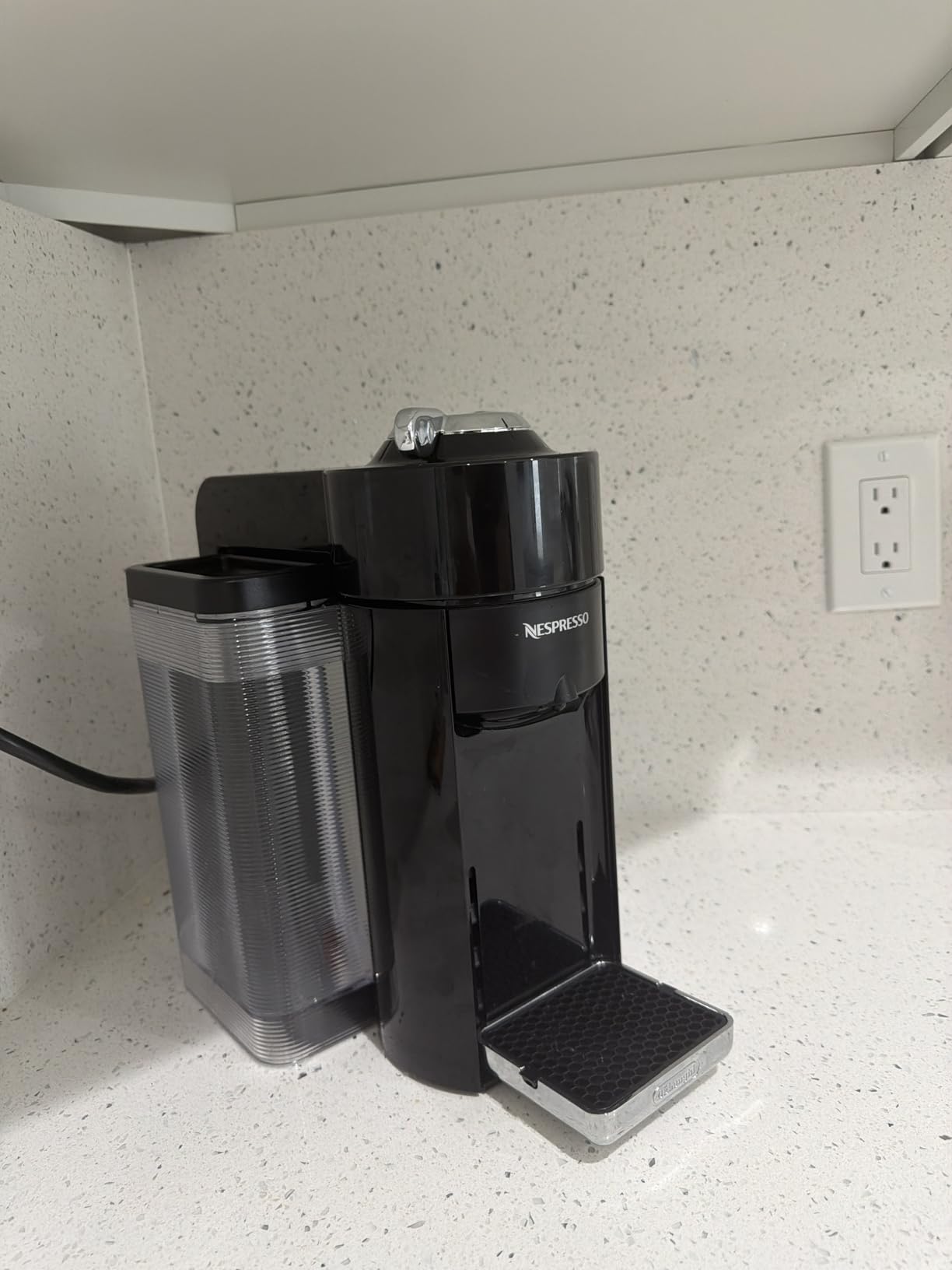 Vertuo Coffee & Espresso Maker by De'Longhi, Graphite Metal customer photo 1