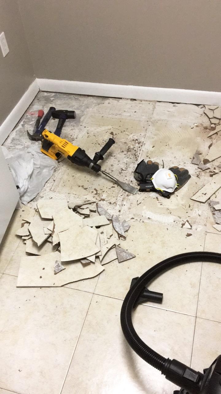 DEWALT 20V MAX SDS Plus 1 Inch Cordless Rotary Hammer with D-Handle, Bare Tool Only (DCH133B) customer photo 1