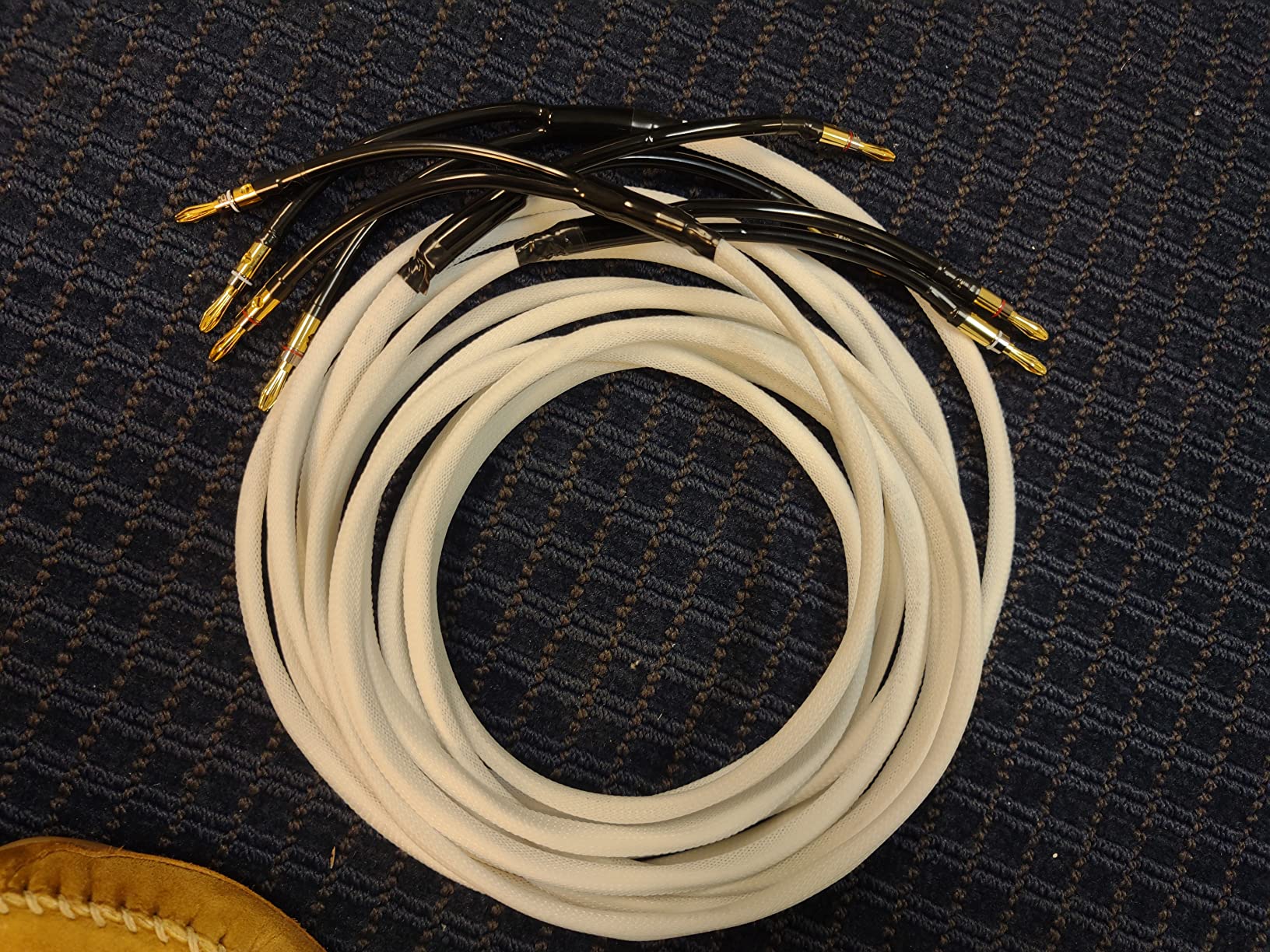GEARit in Wall Speaker Wire 12 Gauge 50FT, OFC Speaker Wire UL CL2 Rated | 12 AWG White Speaker Cable with Foot Markers, Polarity Marked for In-Wall Home Theater, Car Stereo, Commercial Audio customer photo 1