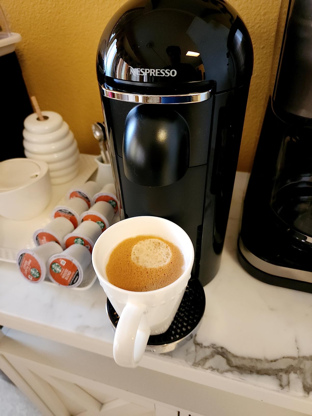 Vertuo Plus Deluxe Coffee and Espresso Maker by Breville, Black customer photo 1