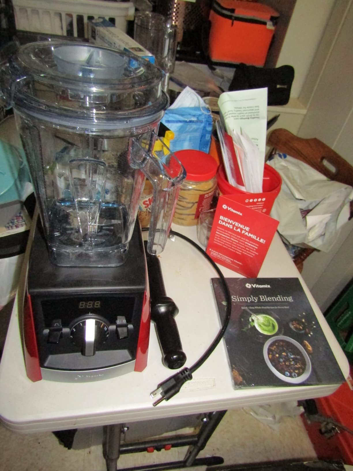 Vitamix A2300 Ascent Series Smart Blender, Professional-Grade, 64 oz Low-Profile Container, White customer photo 2
