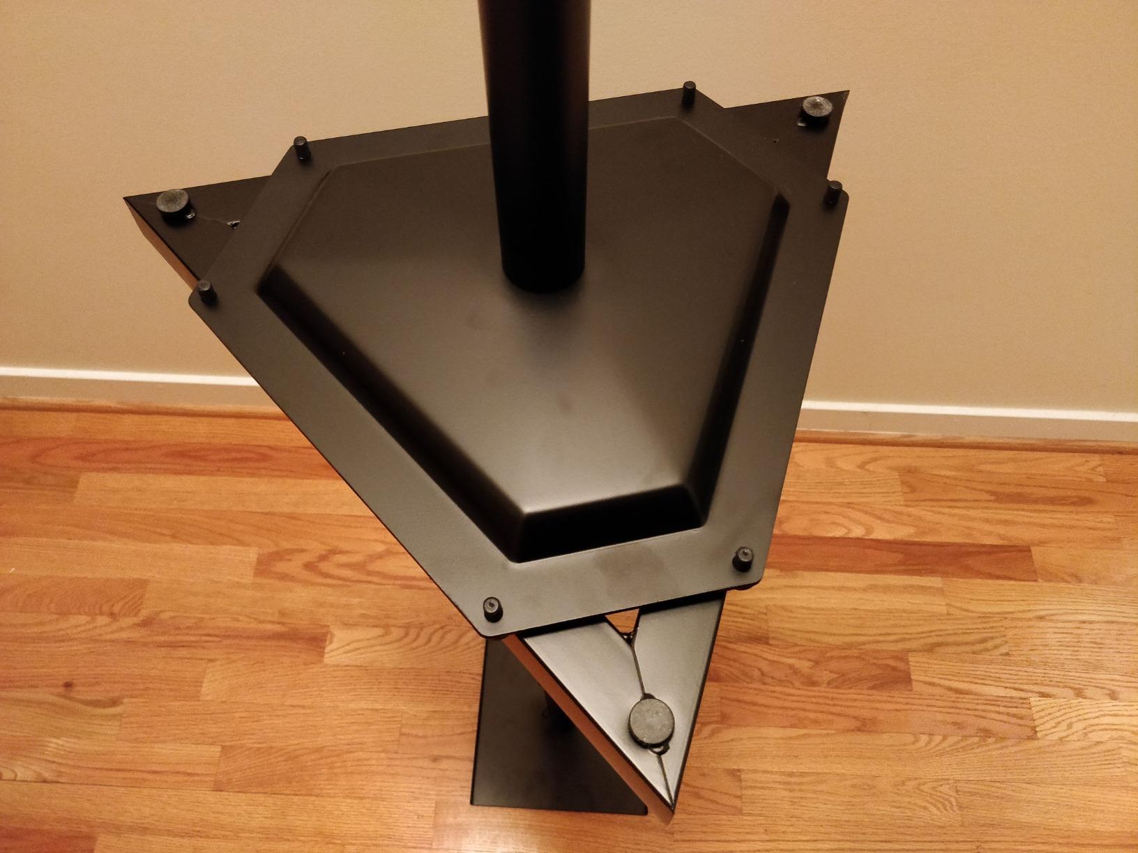 On-Stage SMS6600-P Hex-Base Monitor Stands Pair (Height-Adjustable Pedestal Studio Speaker Stands, Locking Pin, Hexagonal Base, Steel Construction, Nonslip Rubber Feet, Optional Floor Spikes, Black) customer photo 1