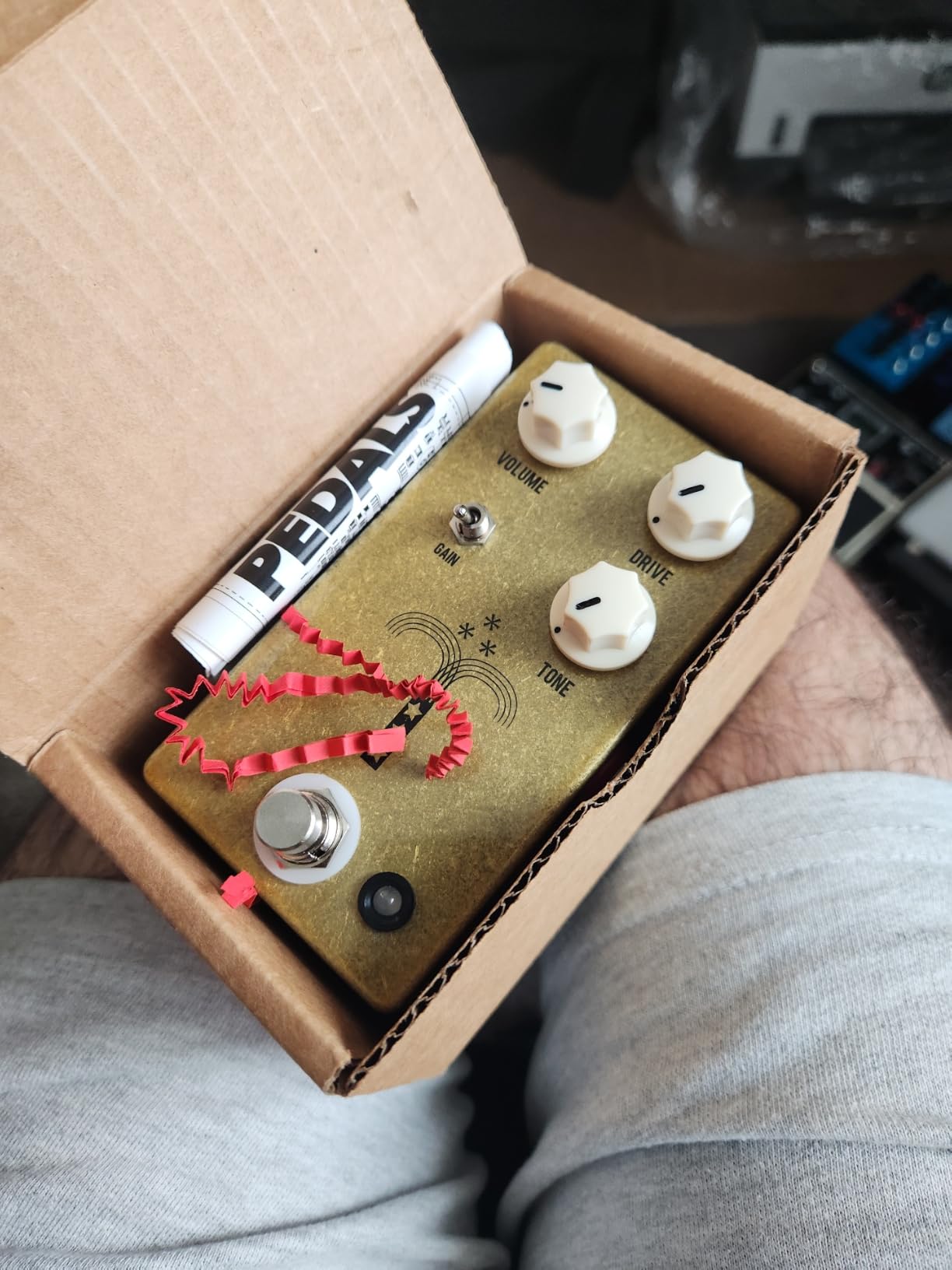 JHS Pedals Morning Glory V4 Overdrive Guitar Effects Pedal, Gold customer photo 2