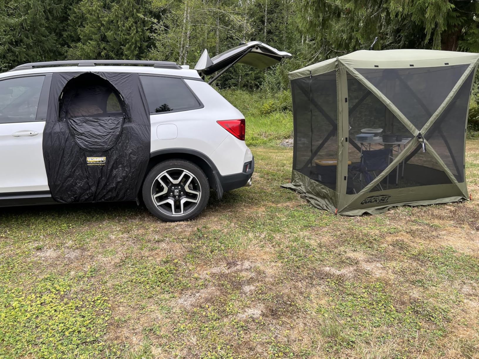 ROADIE The OVERNIGHTER SUV Window Tent with Bug Screen and Retractable Awning customer photo 2
