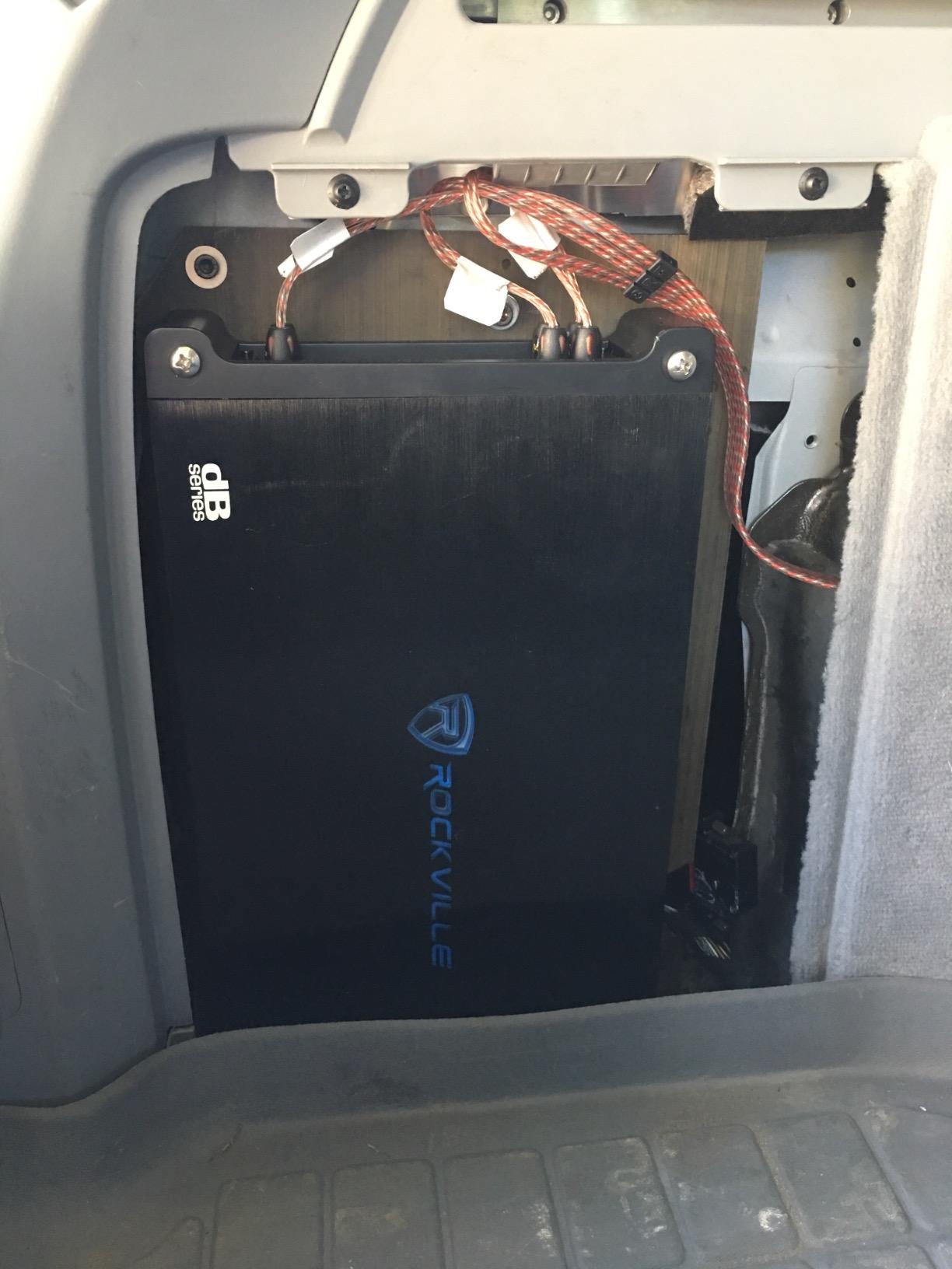Rockville dB55 4000 Watt/980 Watt RMS 5 Channel Amplifier Car Stereo Amp, Loud! customer photo 1