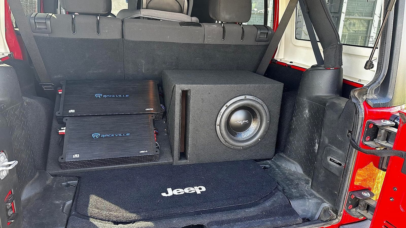 Rockville dB55 4000 Watt/980 Watt RMS 5 Channel Amplifier Car Stereo Amp, Loud! customer photo 2
