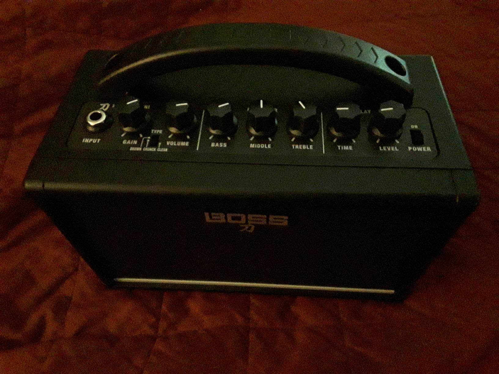 Boss Katana Mini 7-Watt Combo Amp customer photo 2